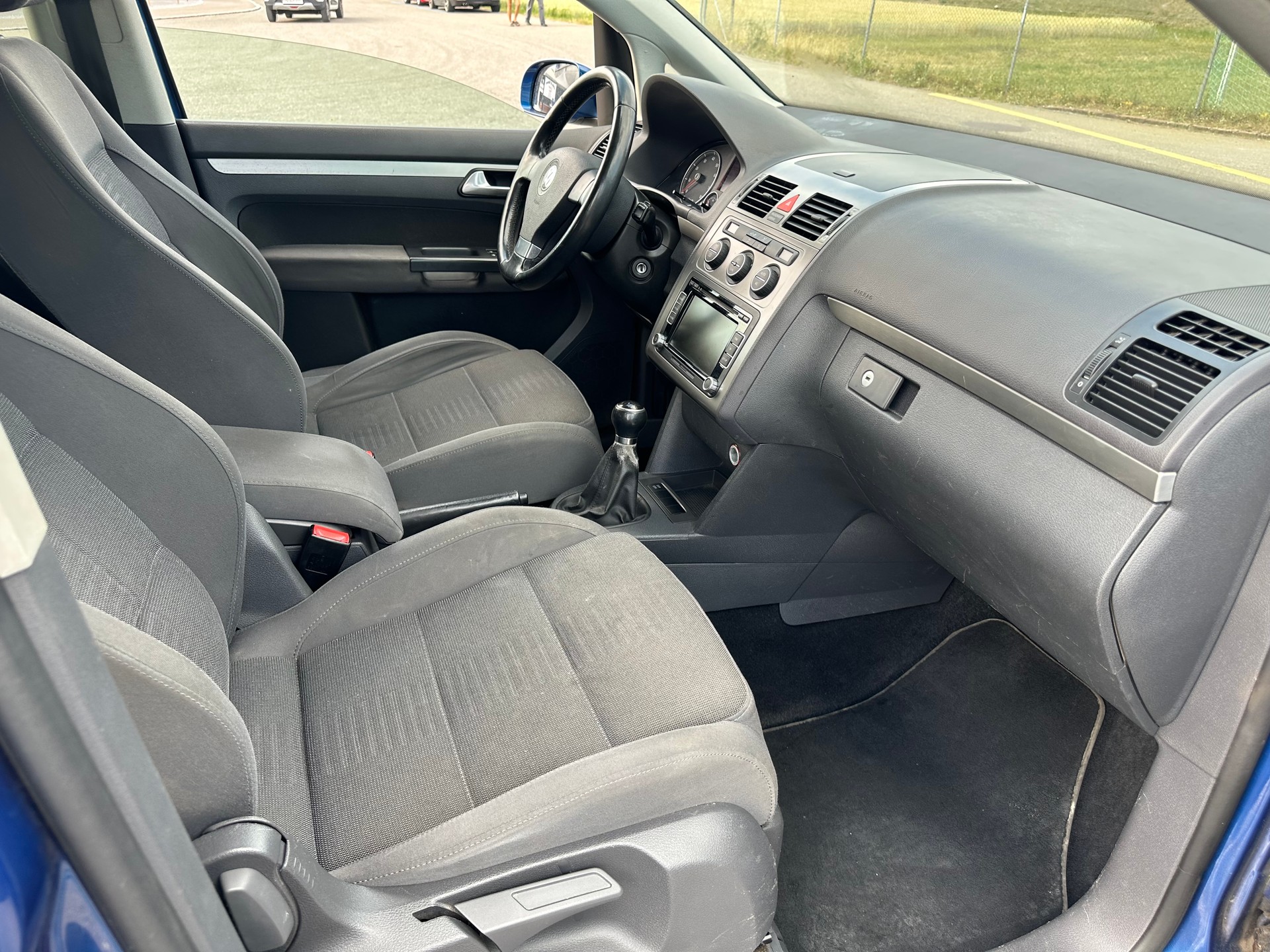 VW Touran 1.4 TSI Trendline-image-9