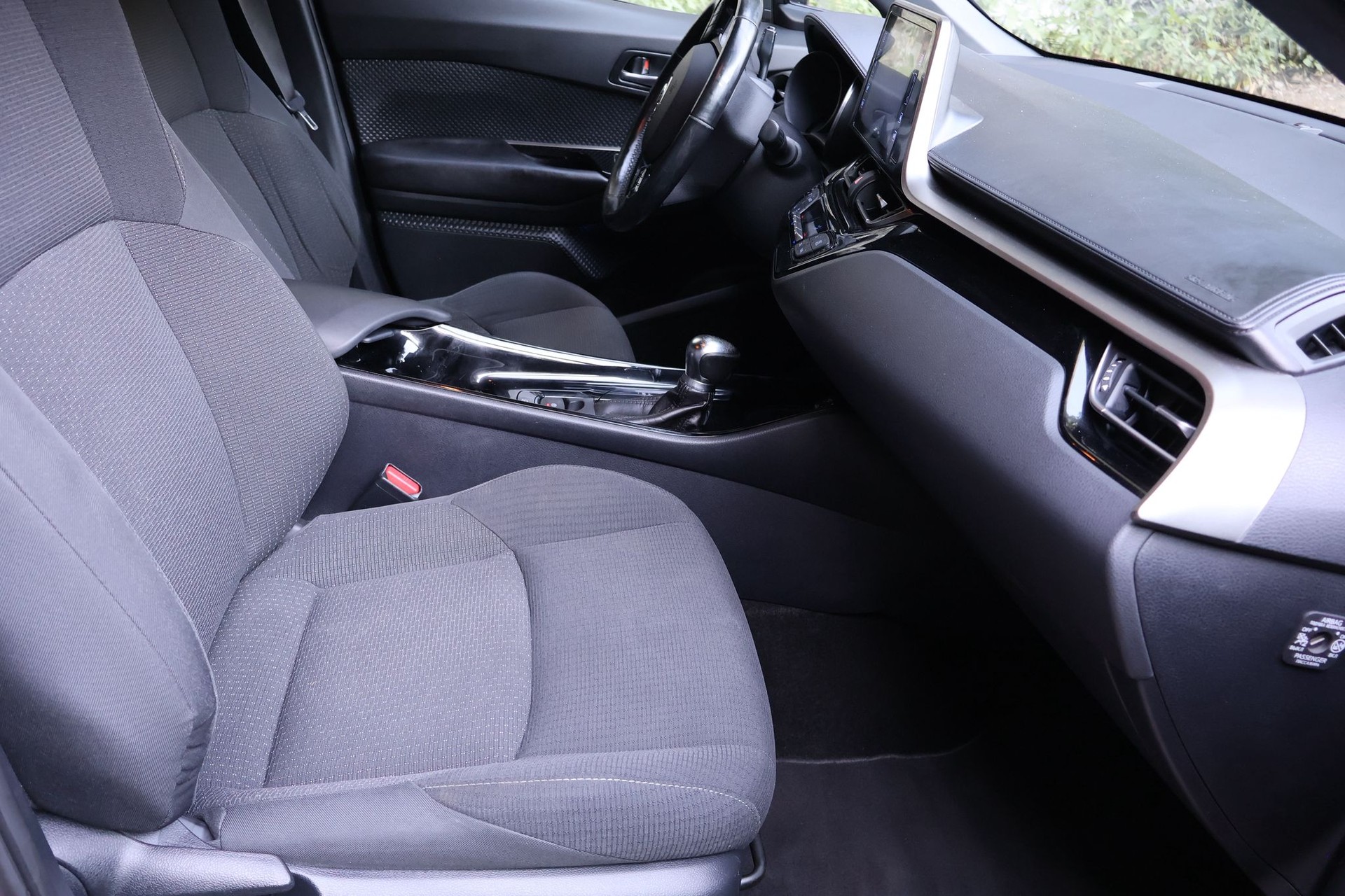 TOYOTA C-HR 1.2 Turbo Trend 4WD Multidrive S-image-7