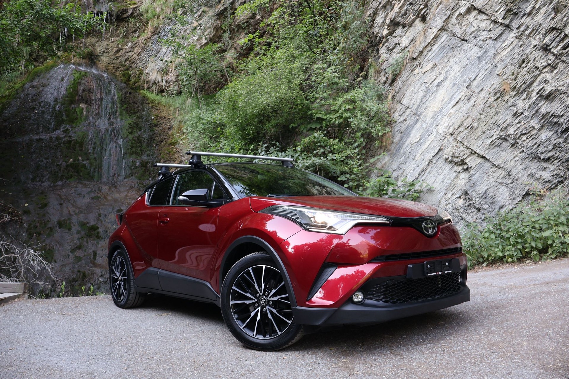 TOYOTA C-HR 1.2 Turbo Trend 4WD Multidrive S-image-4