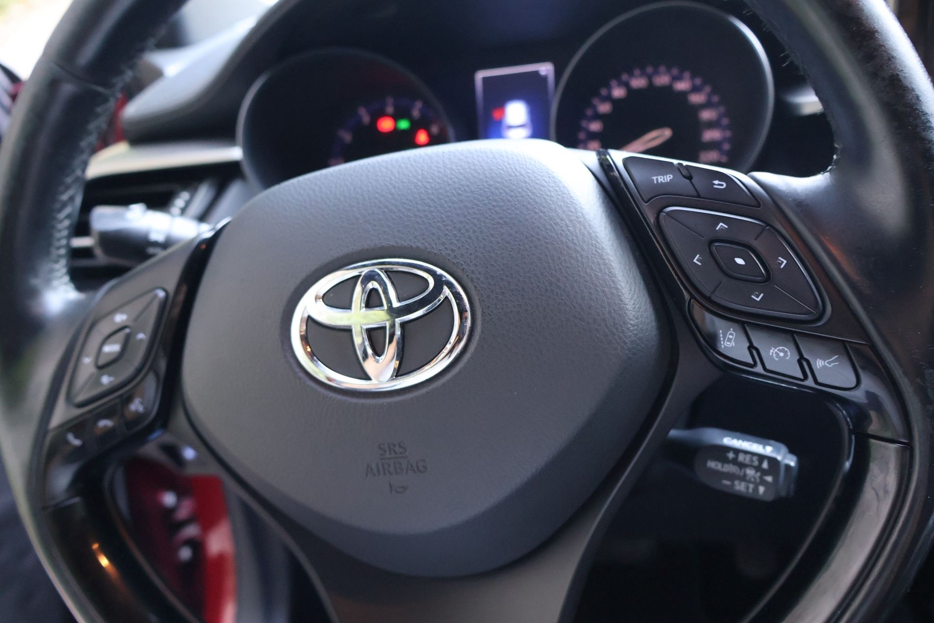 TOYOTA C-HR 1.2 Turbo Trend 4WD Multidrive S-image-9