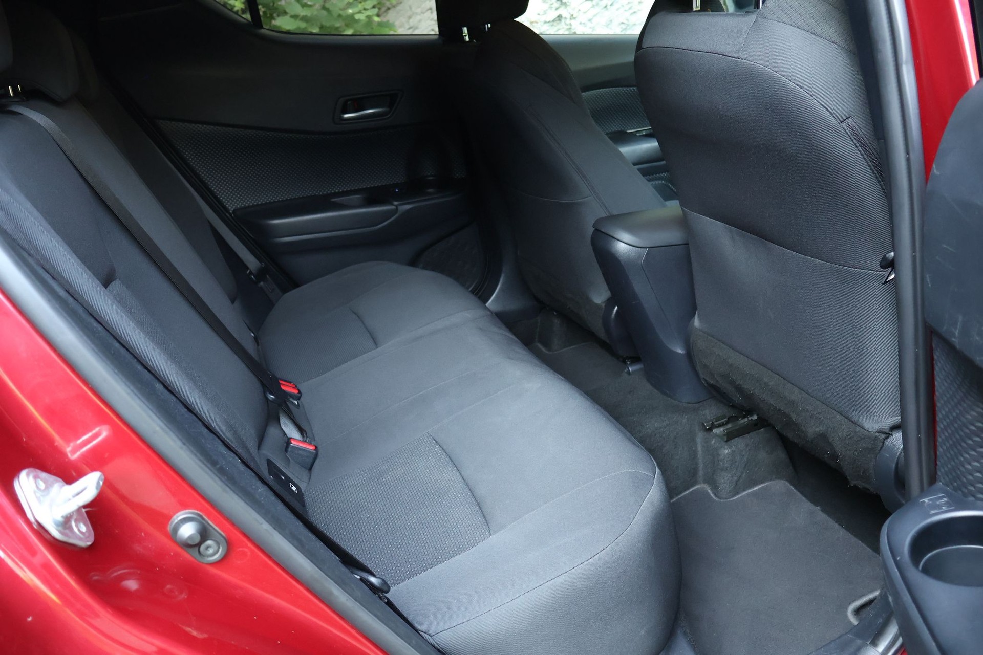TOYOTA C-HR 1.2 Turbo Trend 4WD Multidrive S-image-8