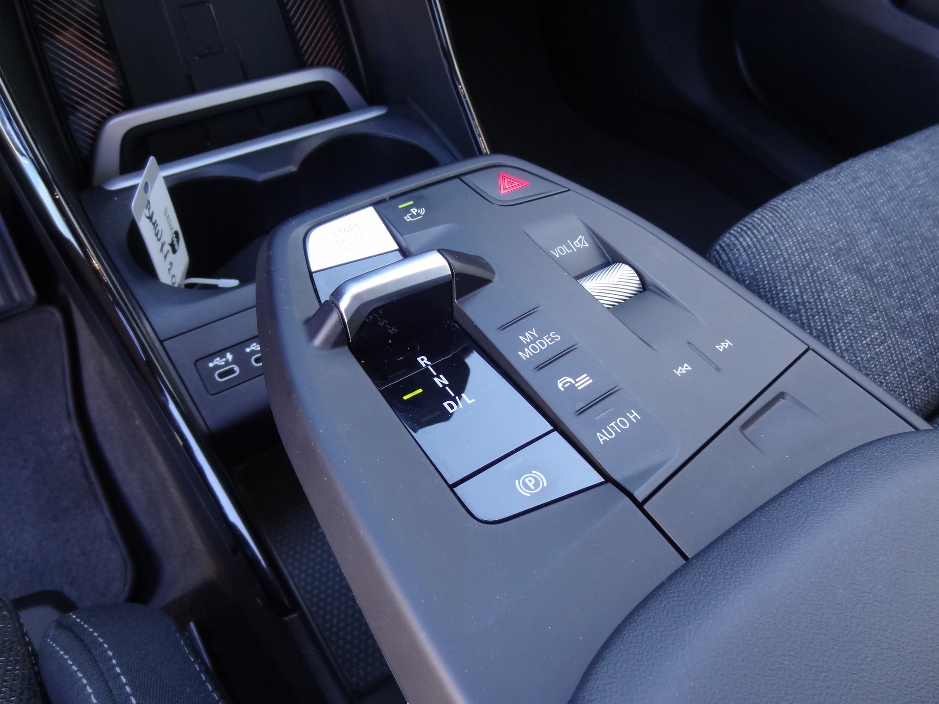BMW X1 xDrive 20d 48V-image-9