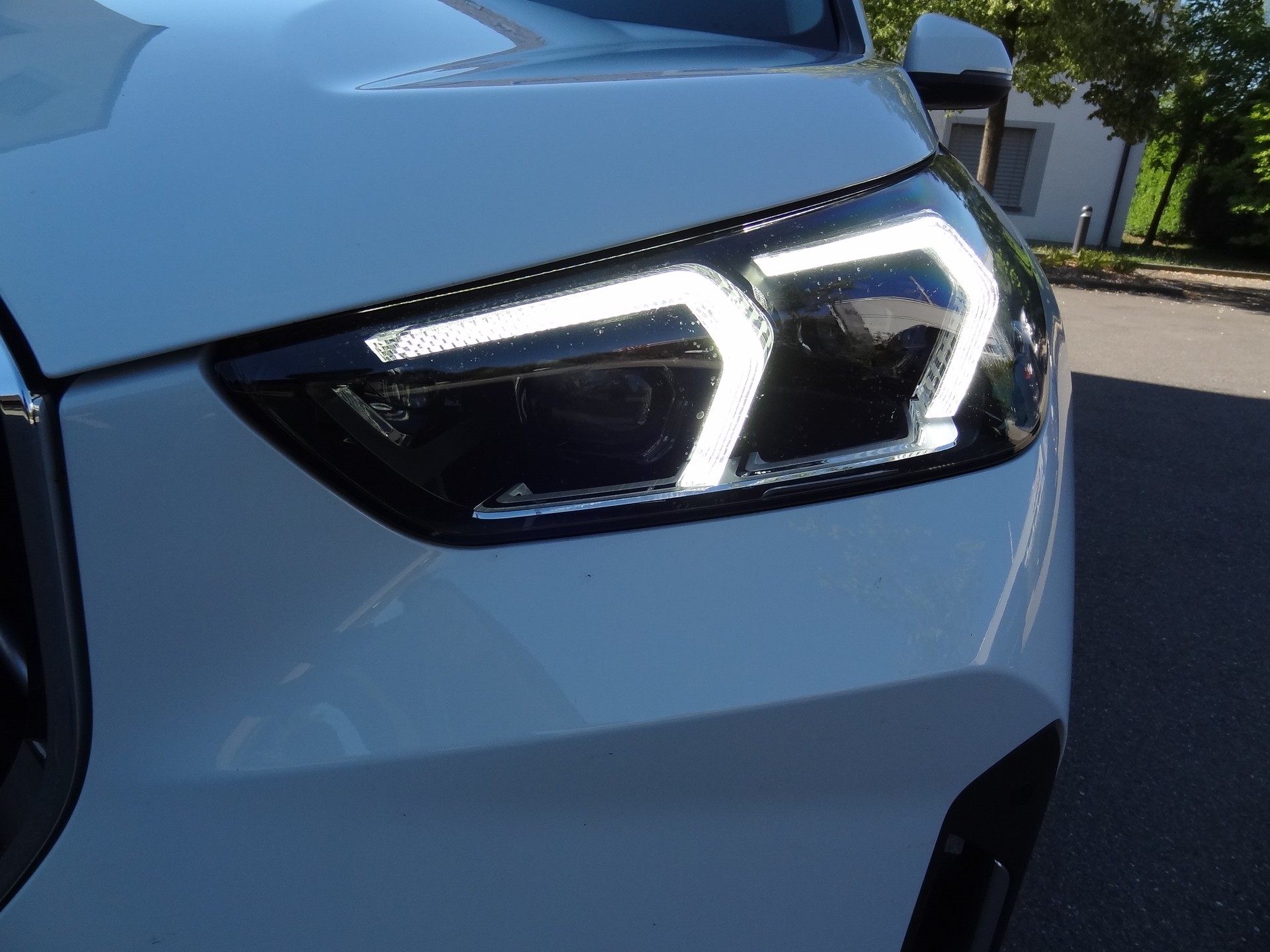 BMW X1 xDrive 20d 48V-image-17