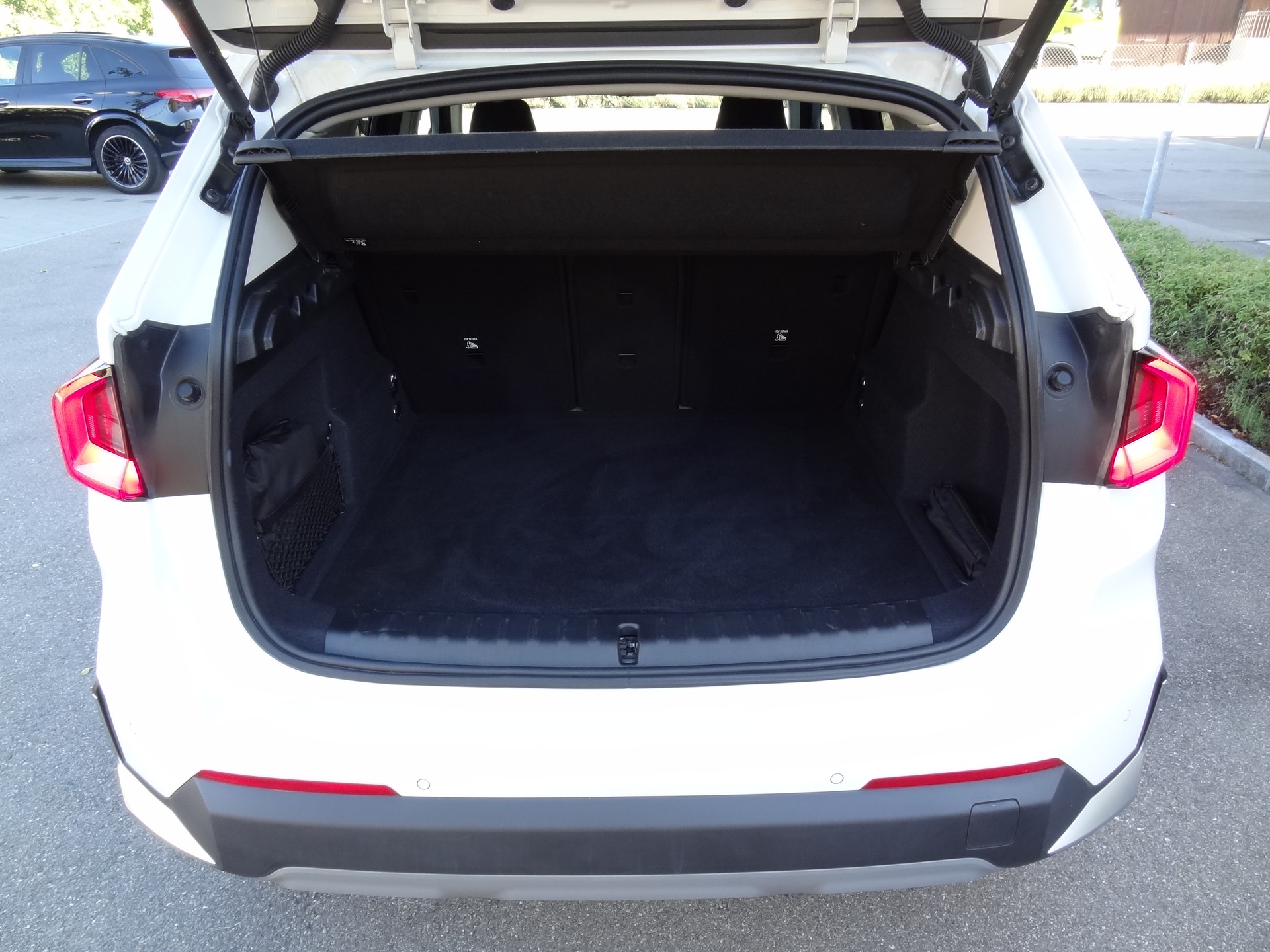 BMW X1 xDrive 20d 48V-image-15