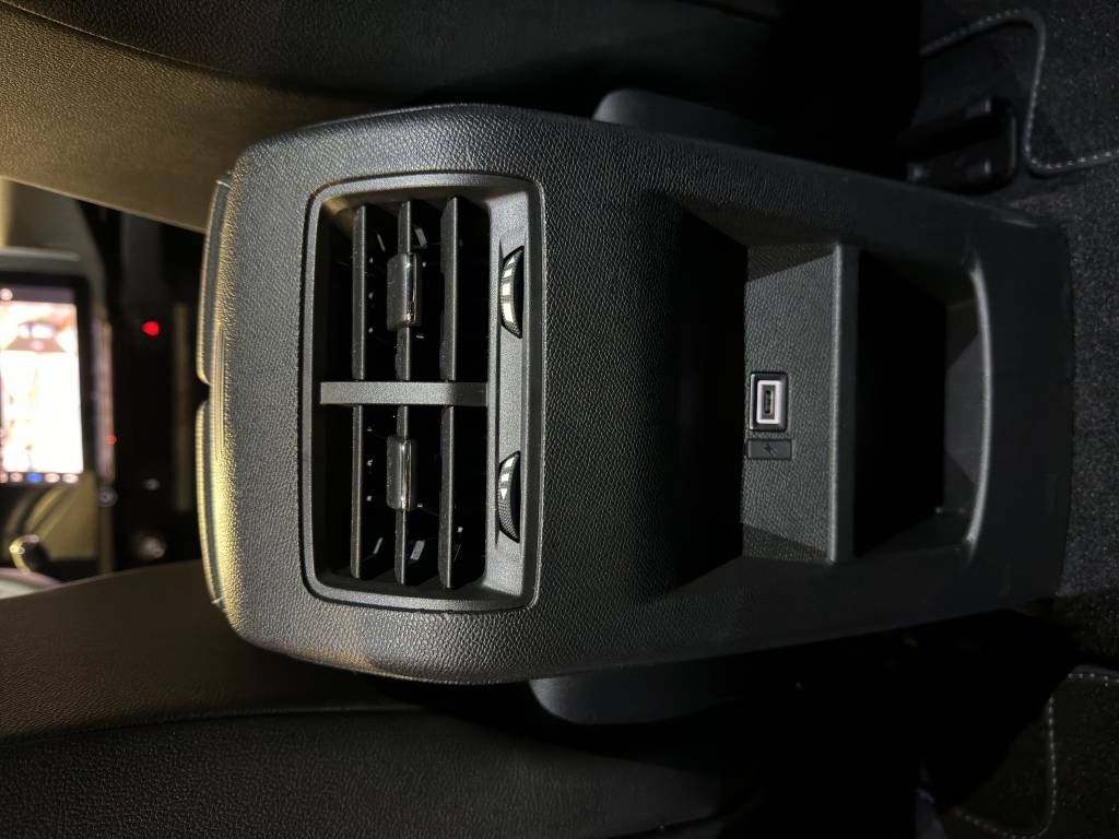 OPEL Astra 1.6 PHEV Turbo Swiss Plus A-image-6