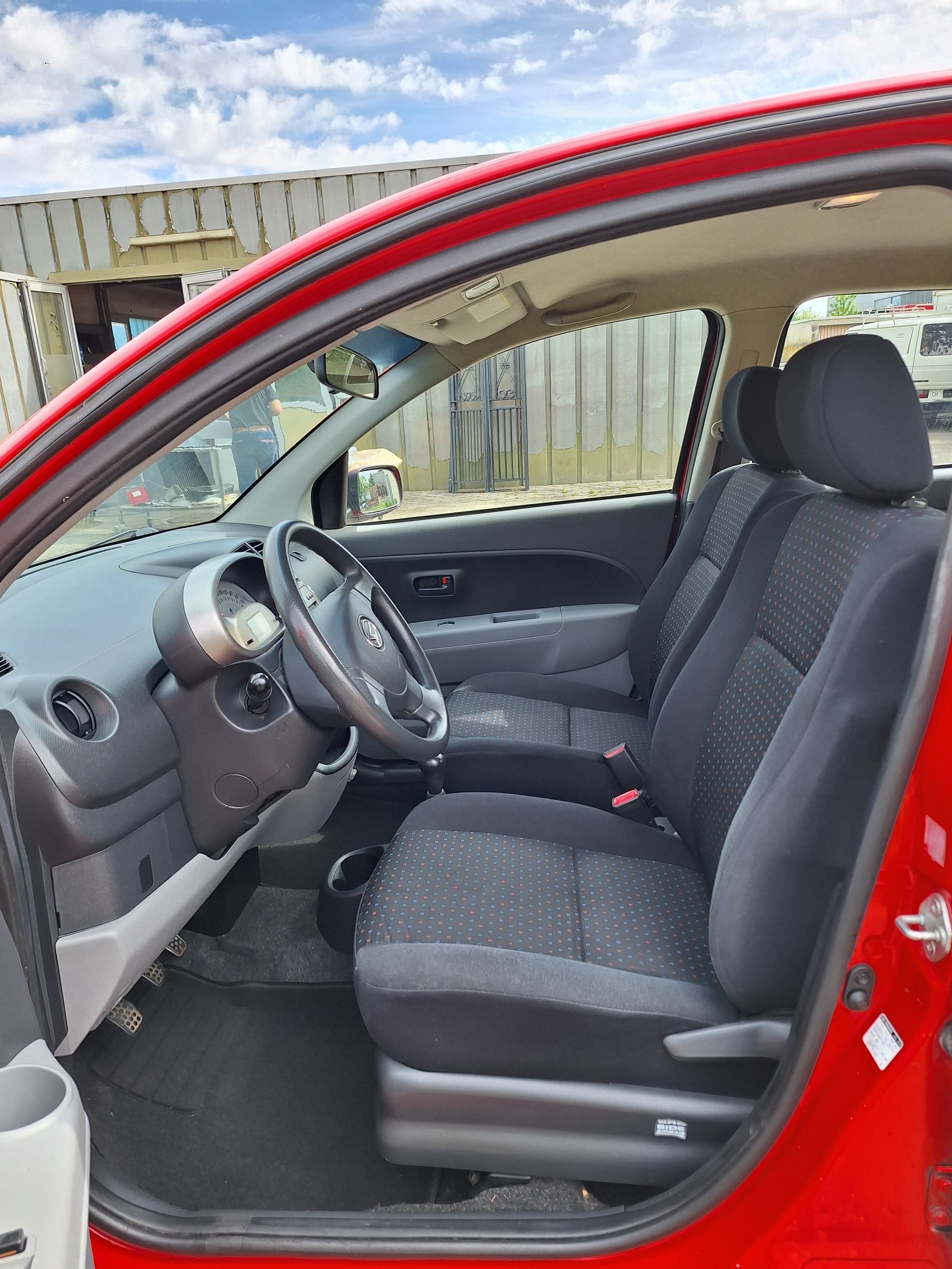 DAIHATSU Sirion 1.0 eco-top-image-7