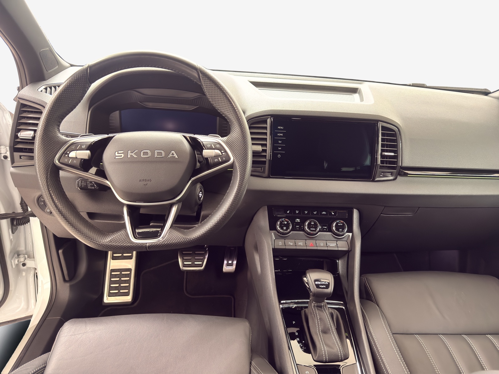 SKODA Karoq 2.0 TSI SportLine 4x4 DSG-image-8