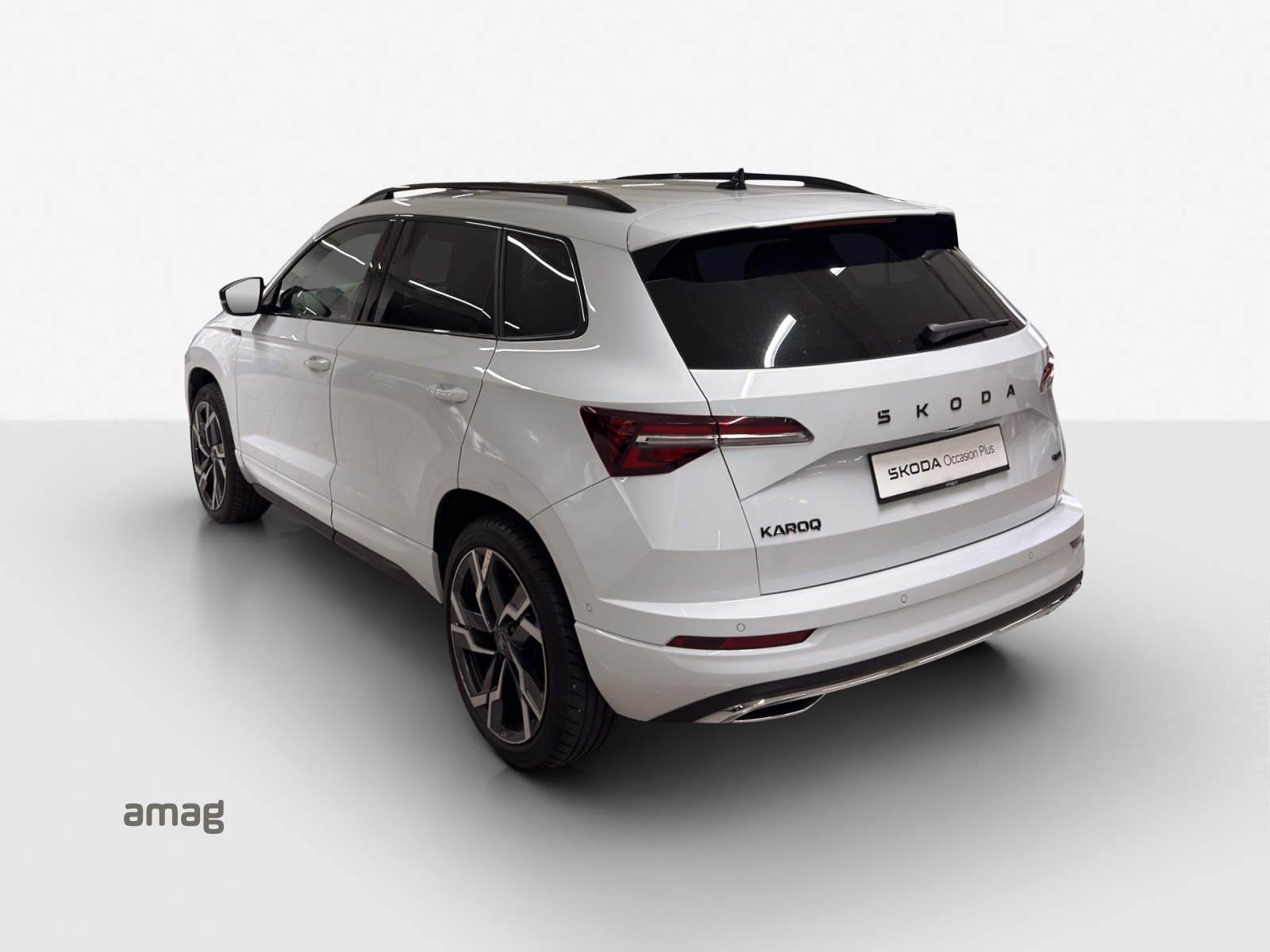 SKODA Karoq 2.0 TSI SportLine 4x4 DSG-image-2