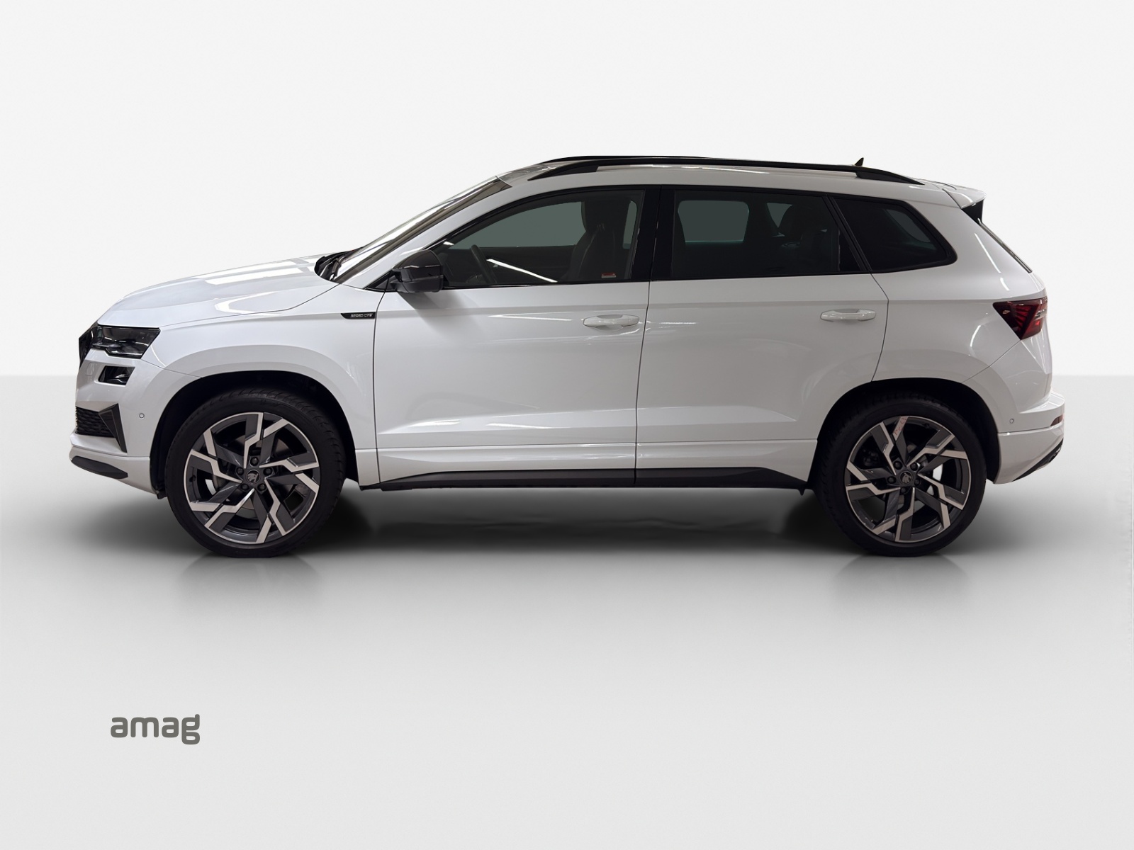 SKODA Karoq 2.0 TSI SportLine 4x4 DSG-image-1