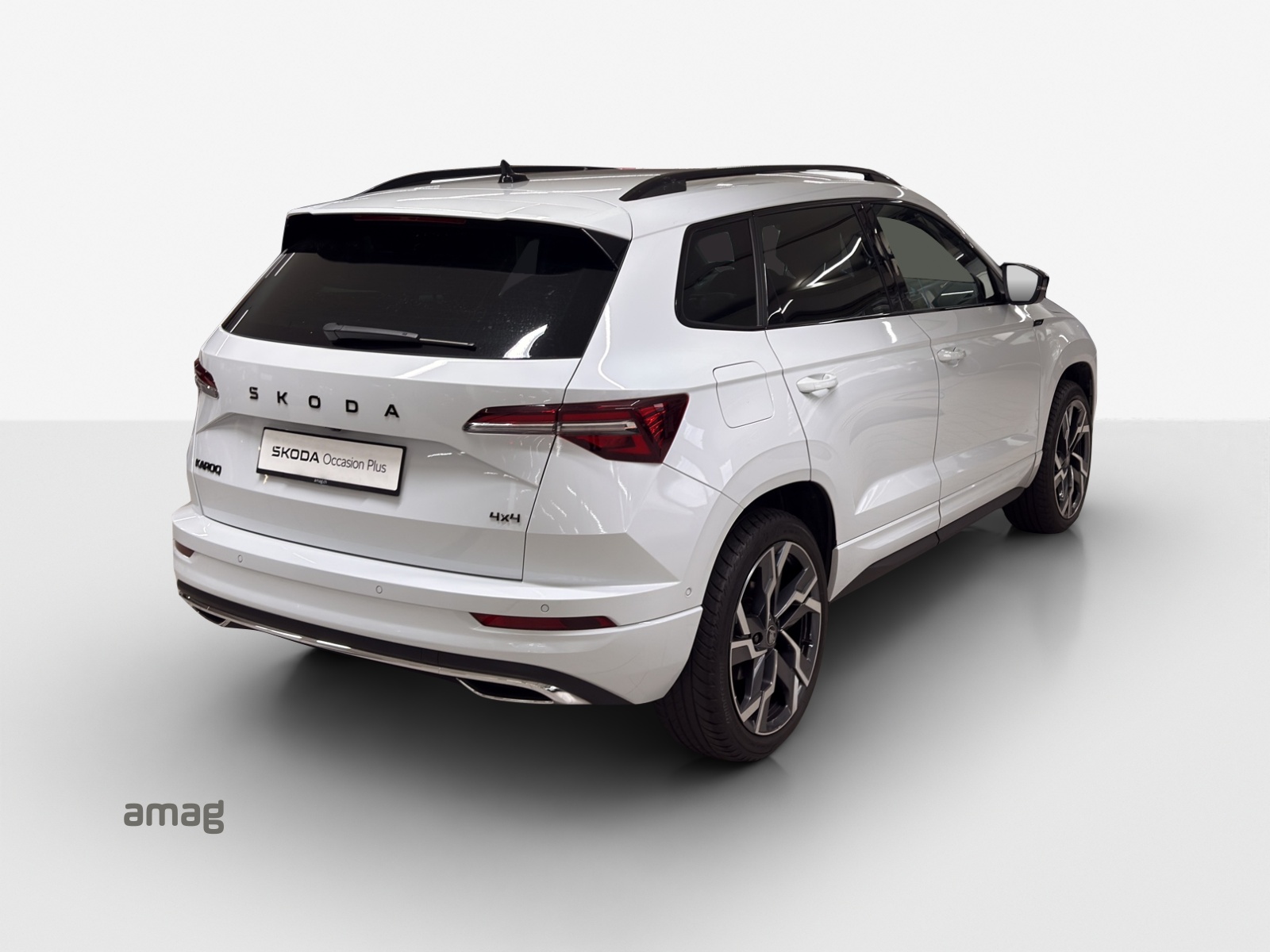 SKODA Karoq 2.0 TSI SportLine 4x4 DSG-image-4