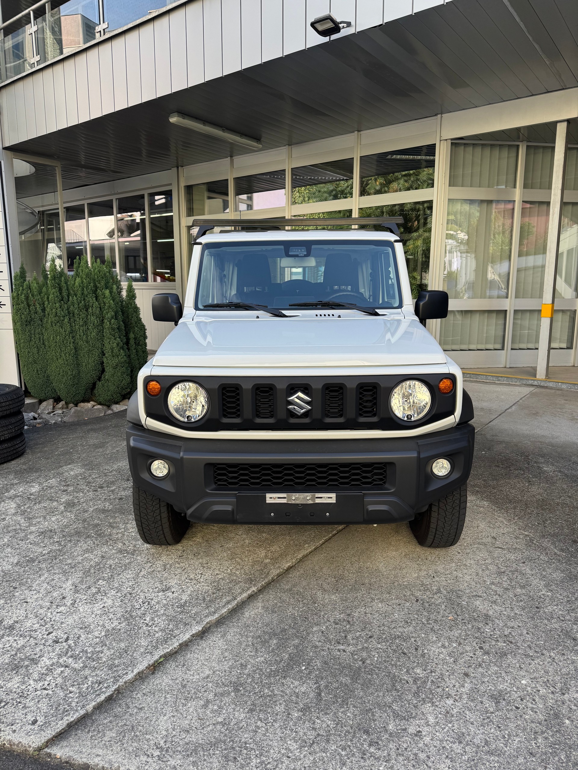 SUZUKI Jimny 1.5 Compact+ 4x4-image-1