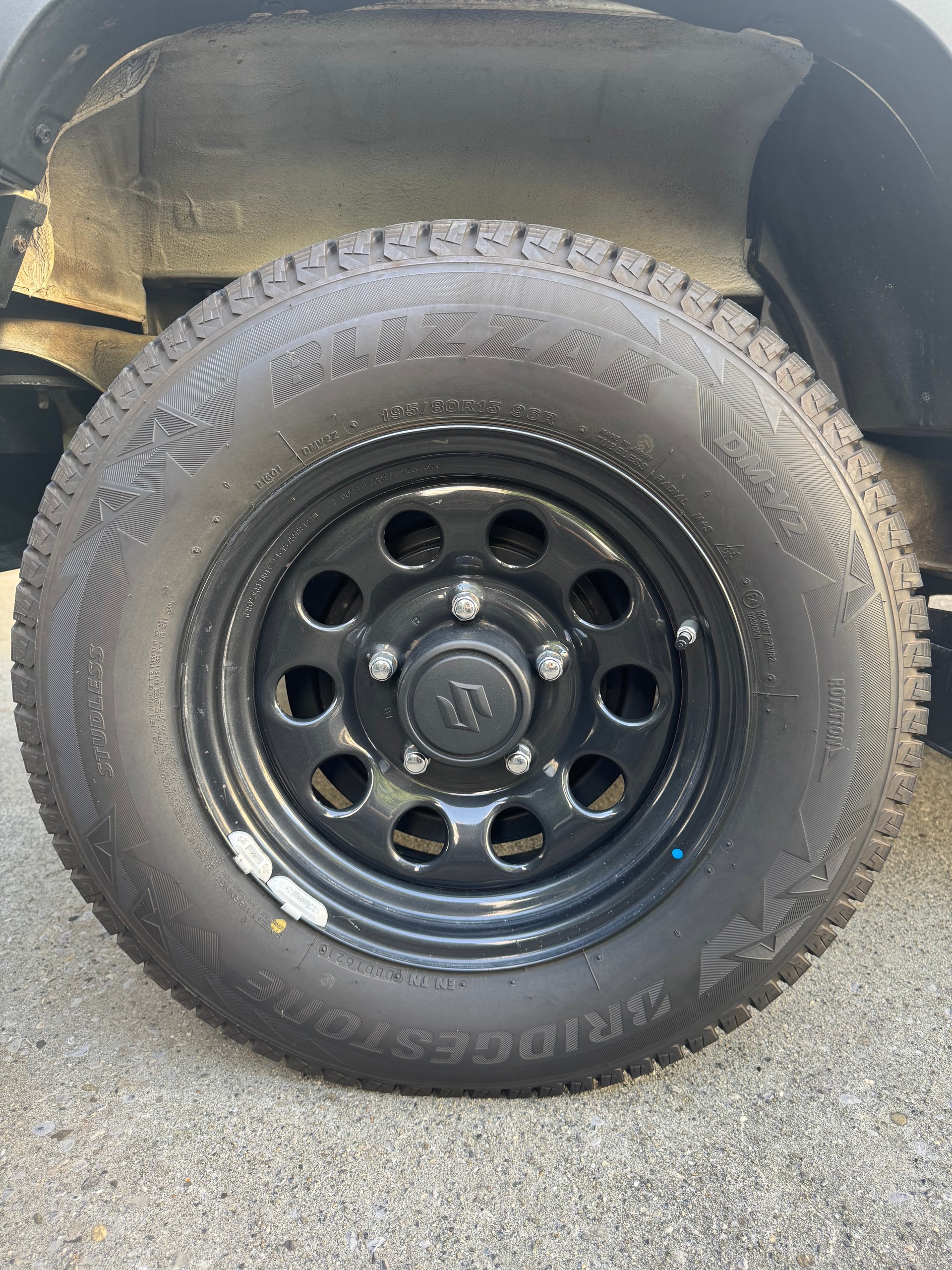 SUZUKI Jimny 1.5 Compact+ 4x4-image-13