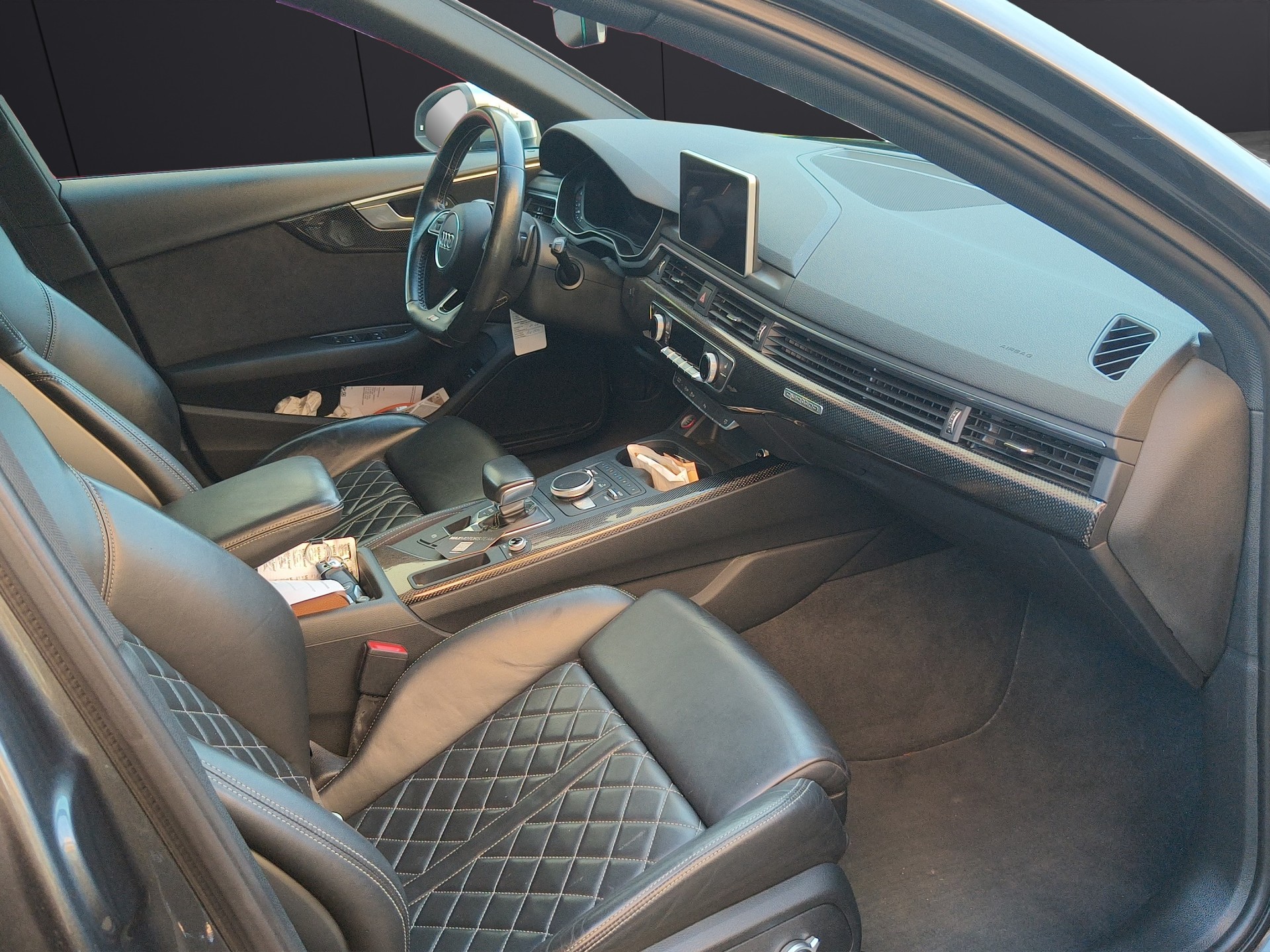 AUDI S4 Avant 3.0 TFSI quattro tiptronic DEFEKET-image-7