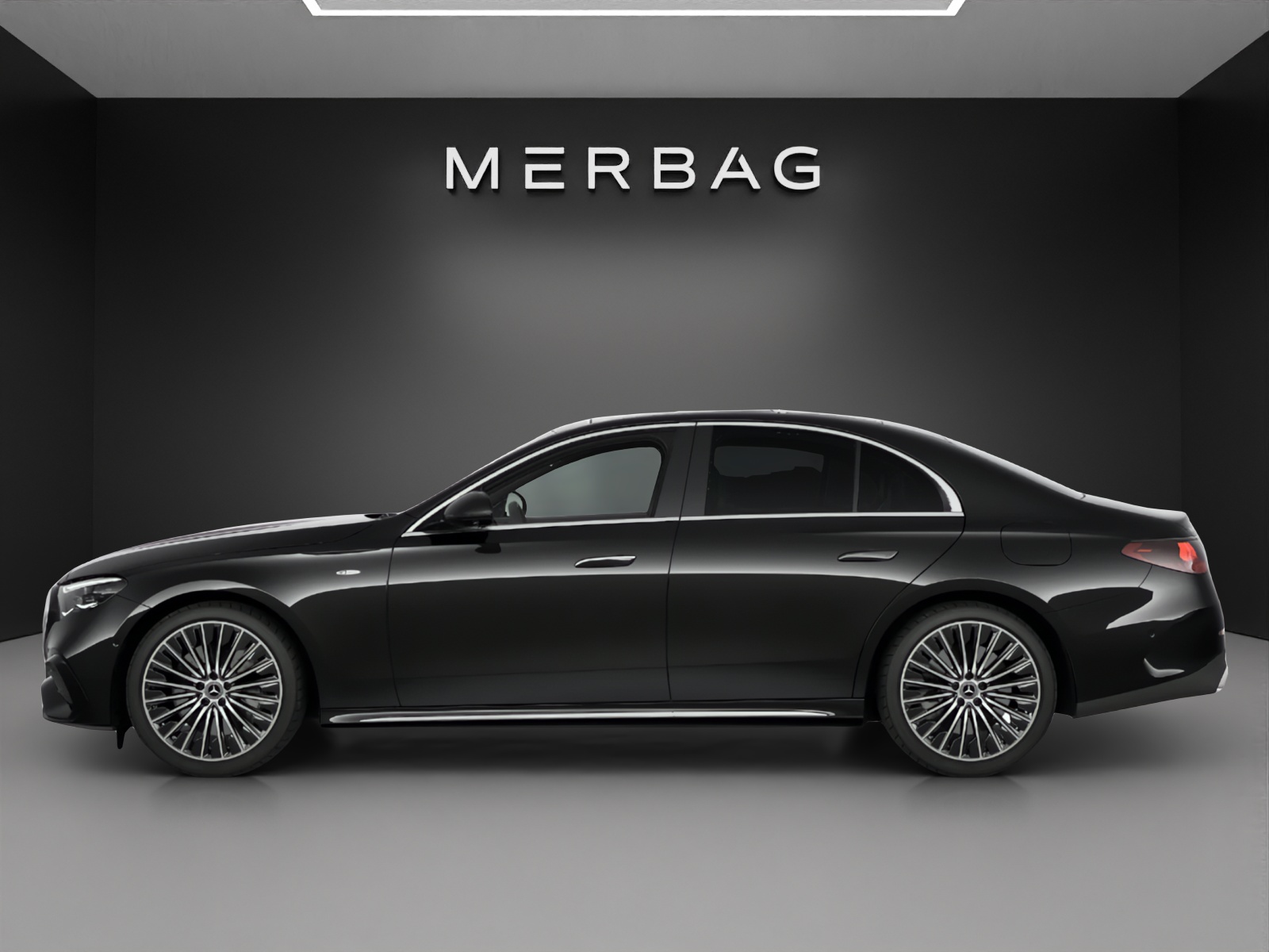MERCEDES-BENZ E 300 e 4Matic 9G-Tronic-image-2