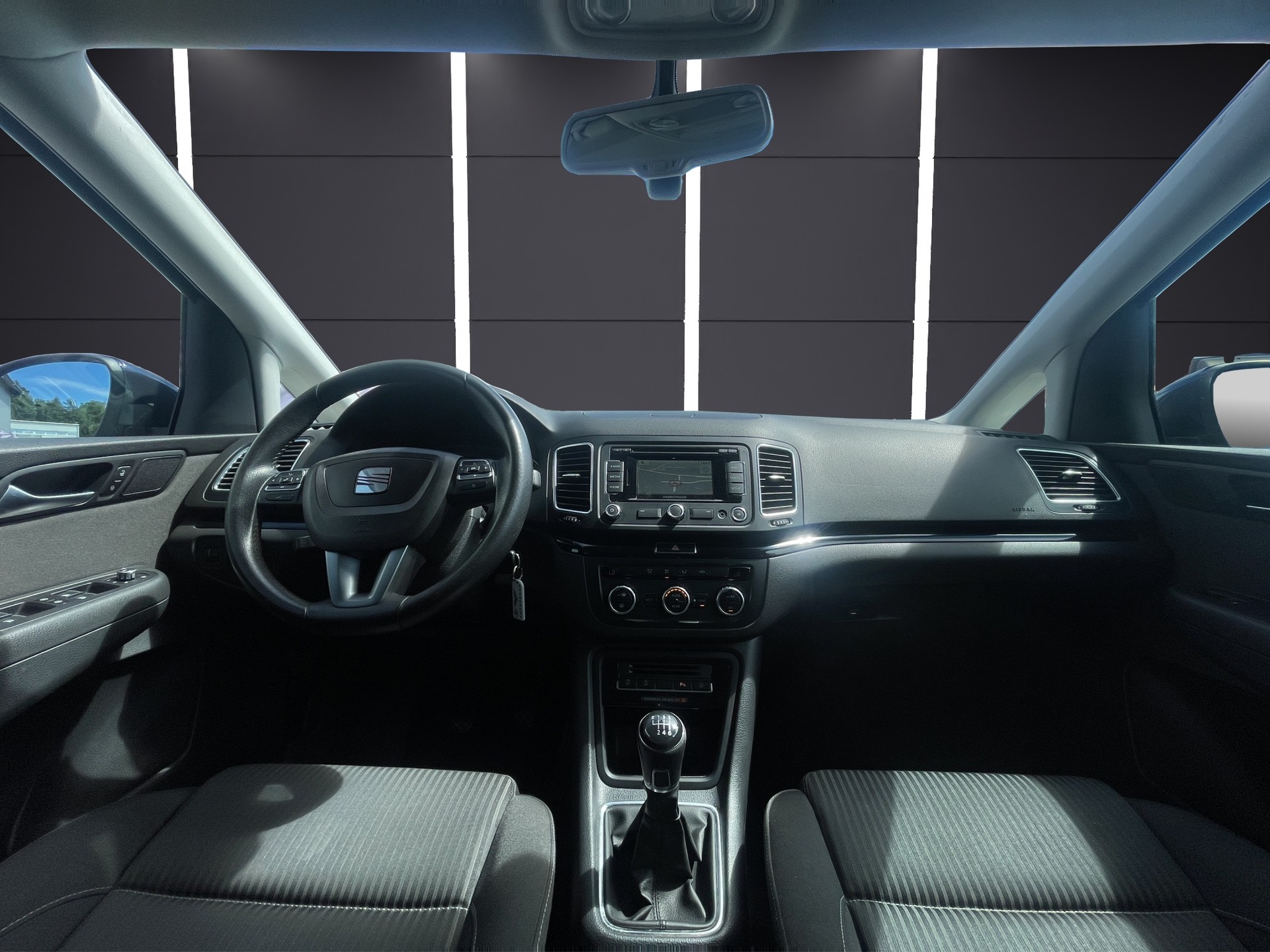 SEAT Alhambra 2.0 TDI 7 Plätzer-image-8