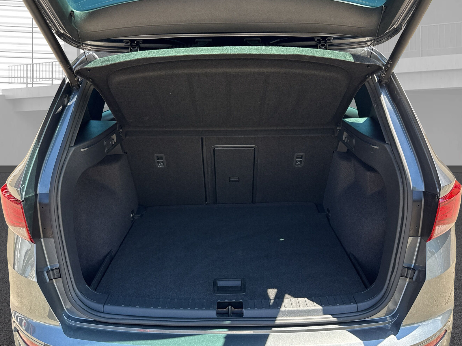 CUPRA Ateca 2.0TSI VZ 4Drive DSG-image-13