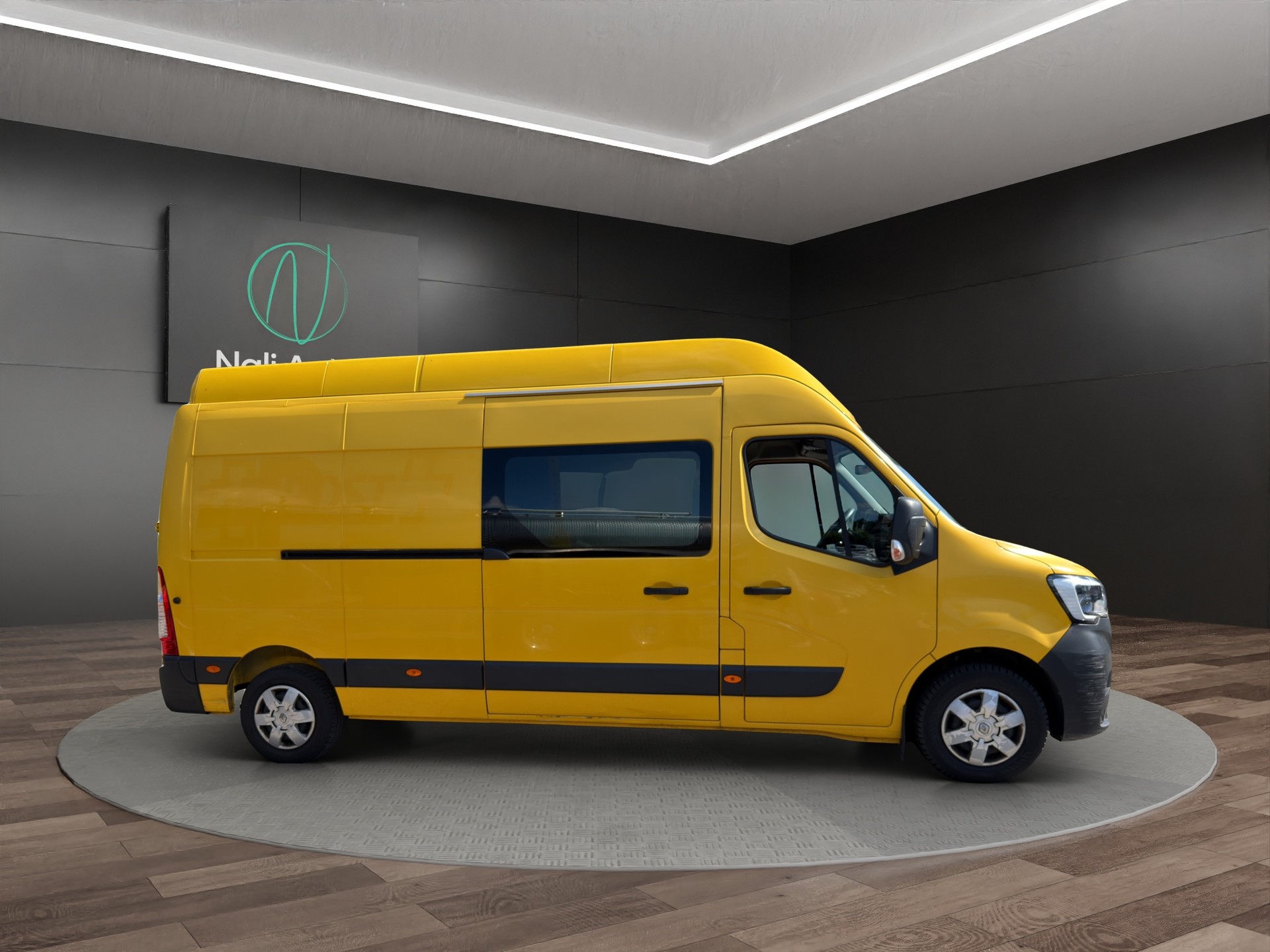 RENAULT Master T35 2.3dCi 135 L3H3-image-6