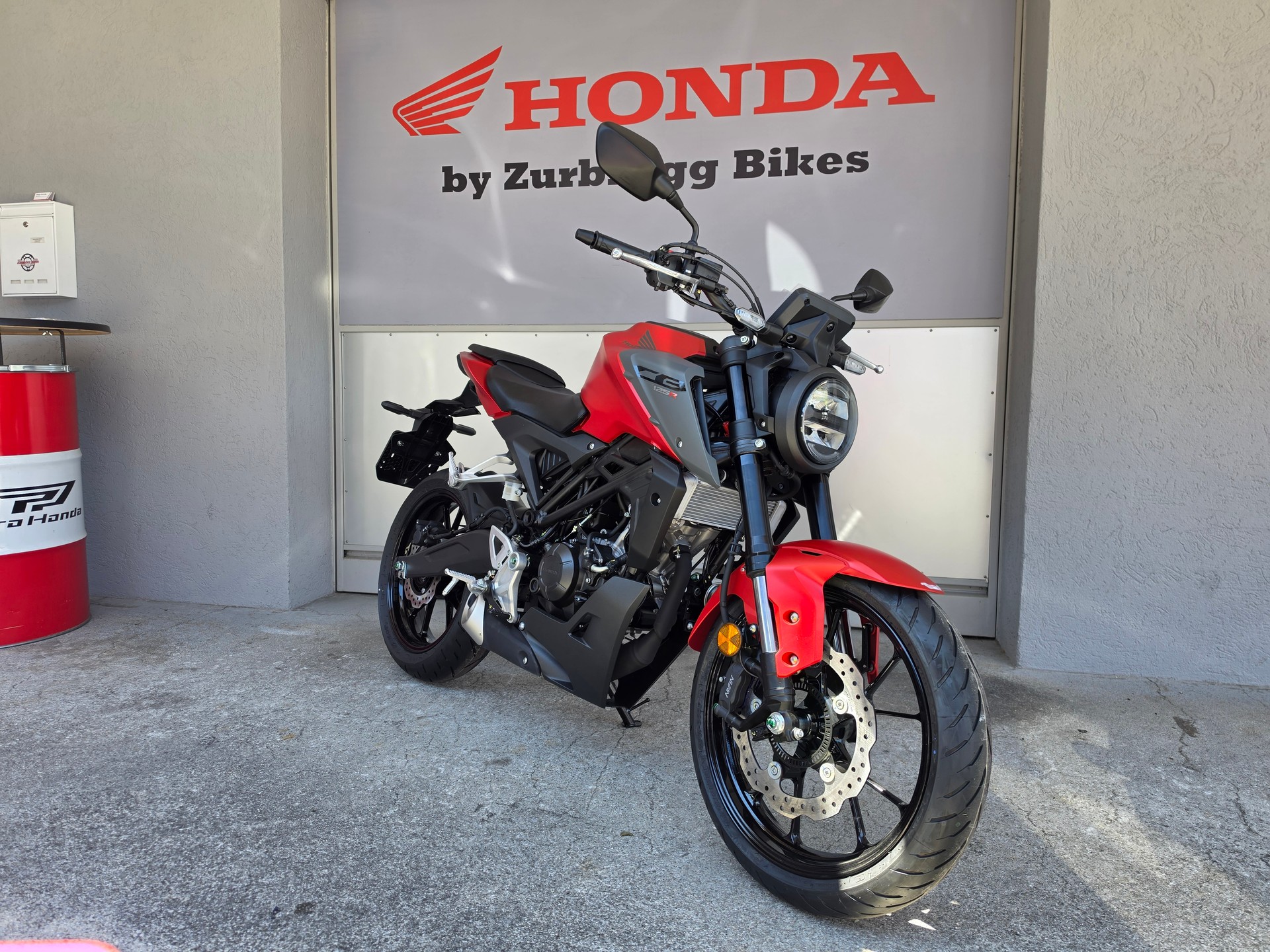 HONDA CB 125 R-showroom-element-3