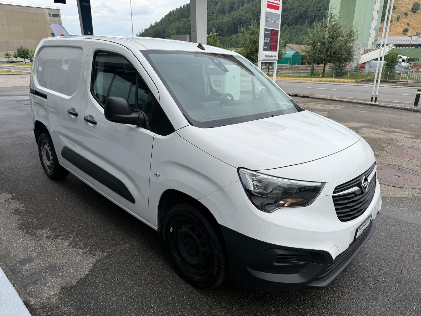 OPEL Combo Cargo 1.5 Diesel-image-10