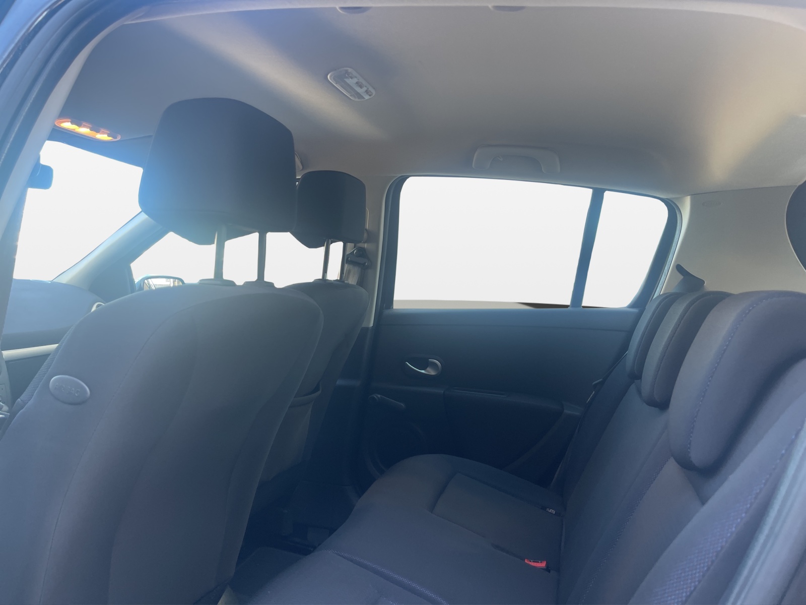 RENAULT Clio 1.6 16V Dynamique-image-15
