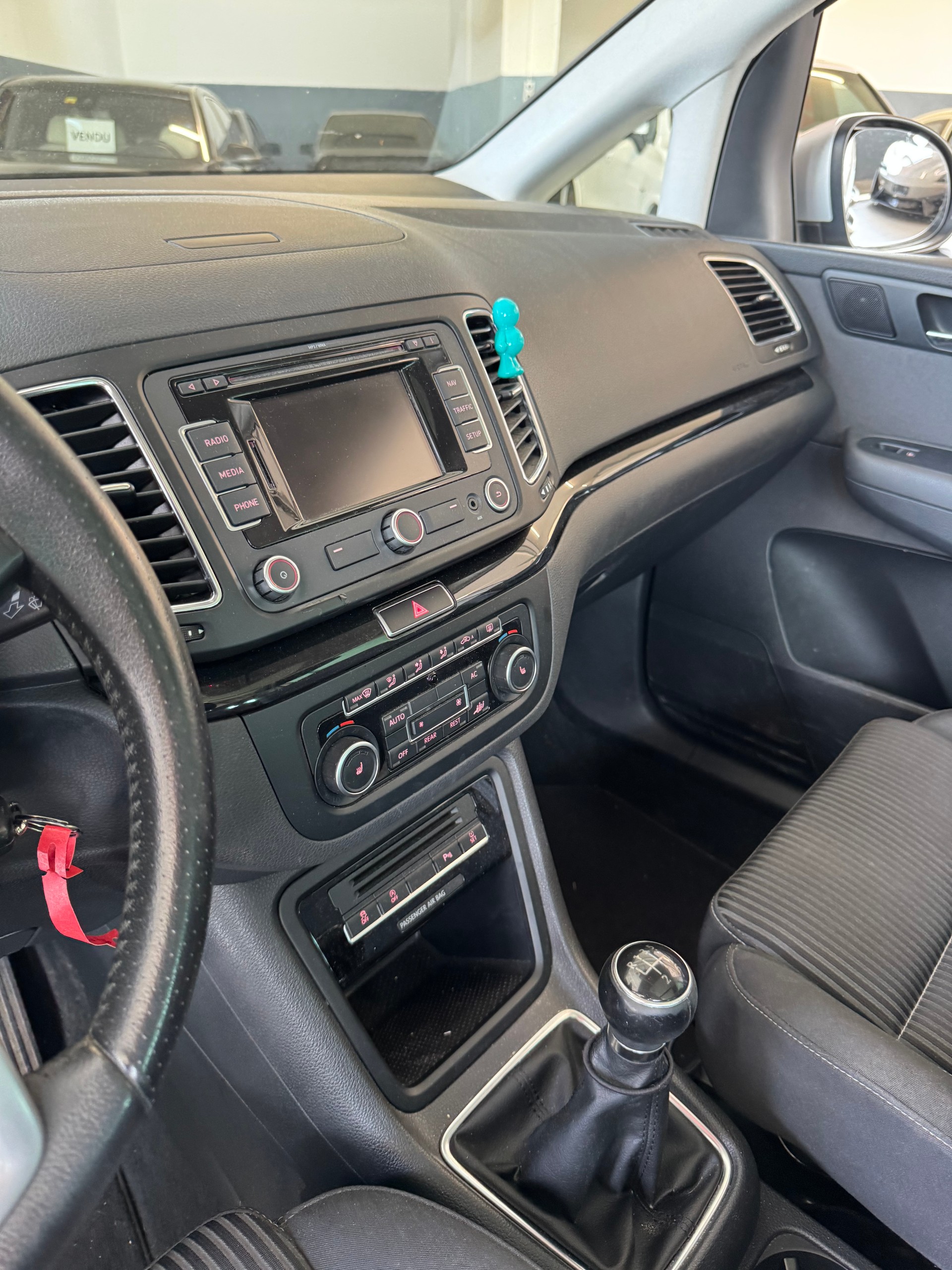 SEAT Alhambra 2.0 TDI Reference Eco 7 Places-image-9