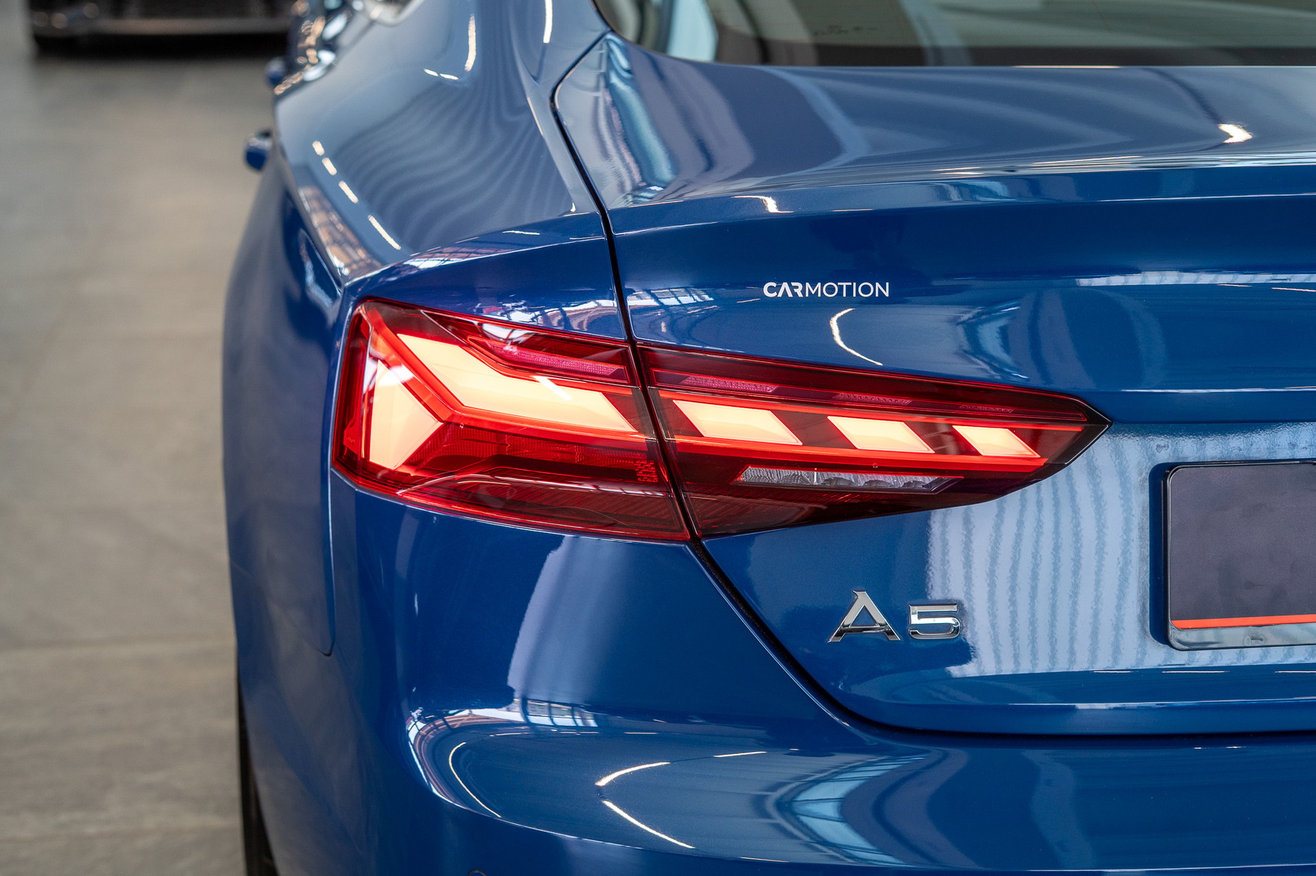 AUDI A5 Sportback 2.0 45 TFSI S Line quattro S-Tronic S-Line / 3-Zonen Klima-Automatik / Navi-image-7