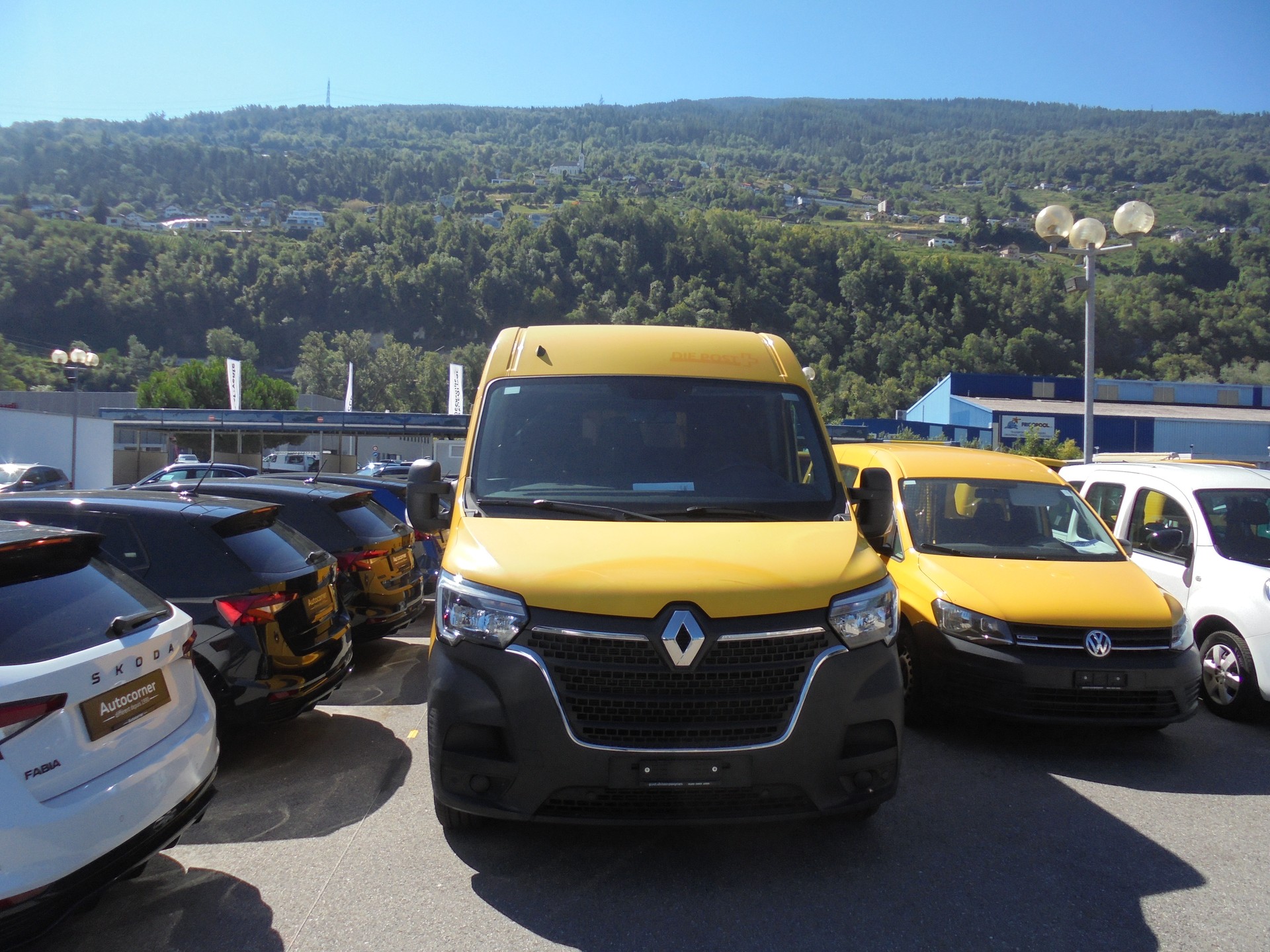 RENAULT Master T35 2.3dCi 135 L3H2-image-1