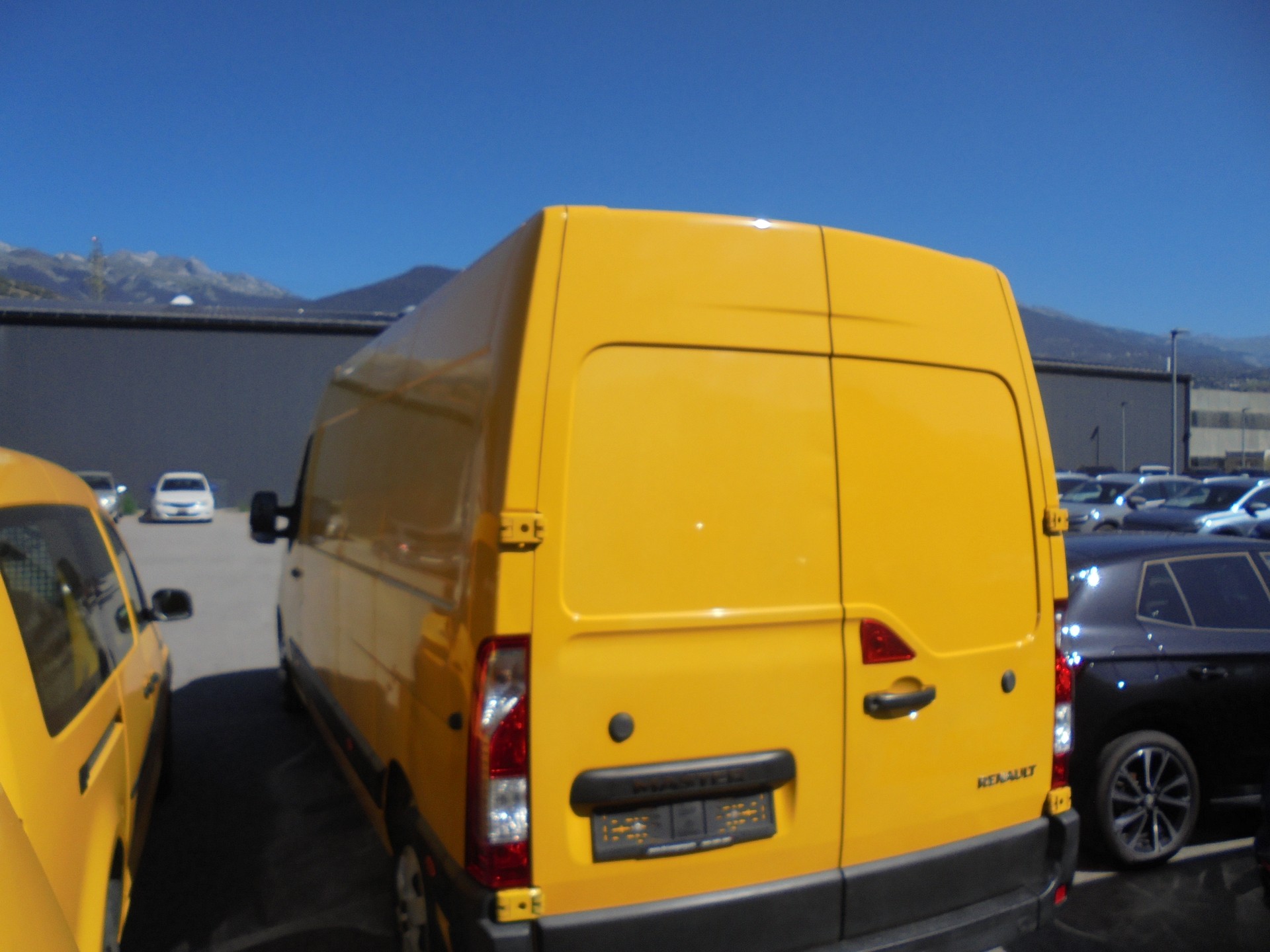 RENAULT Master T35 2.3dCi 135 L3H2-image-4
