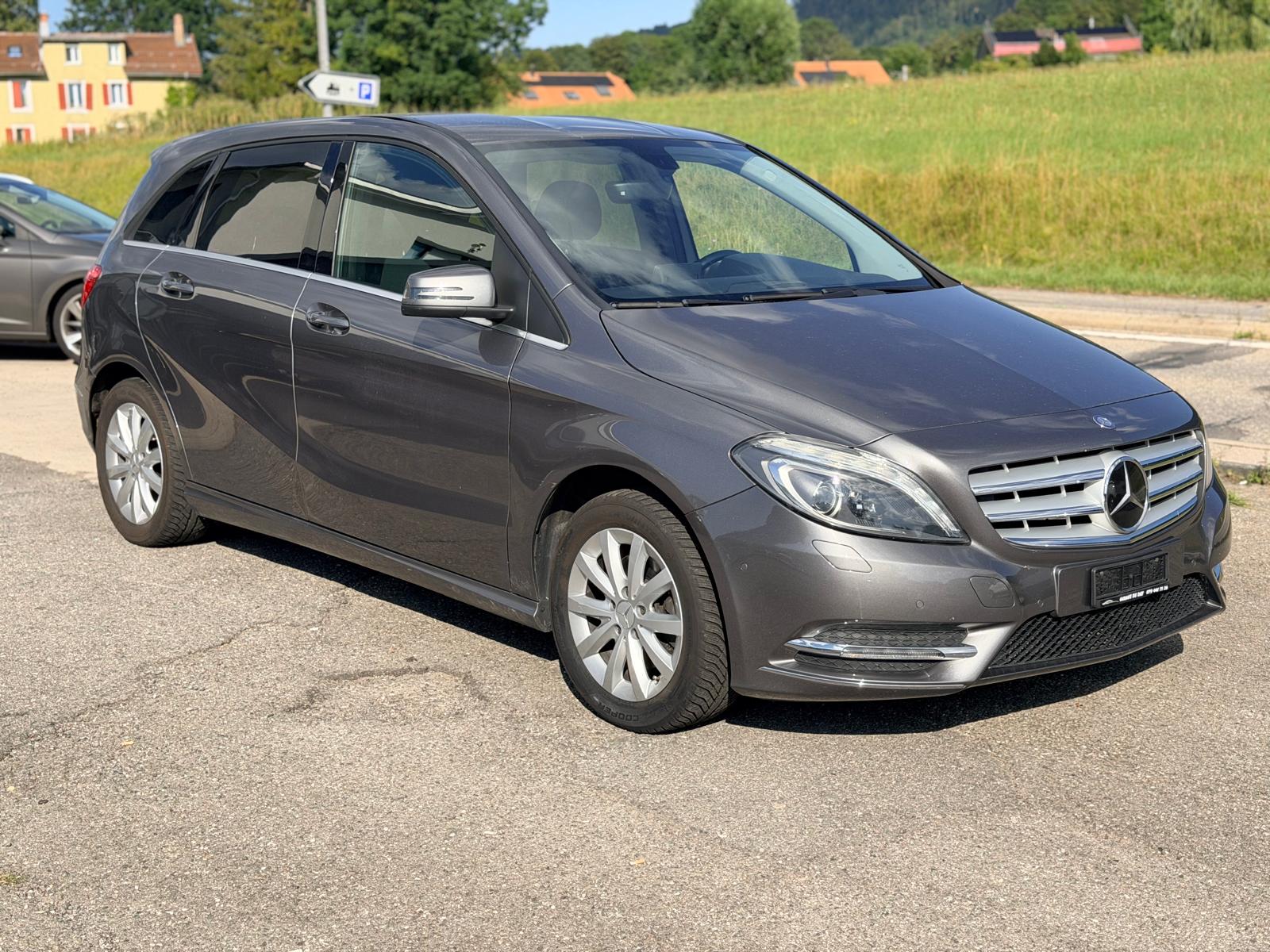 MERCEDES-BENZ B 200-image-2