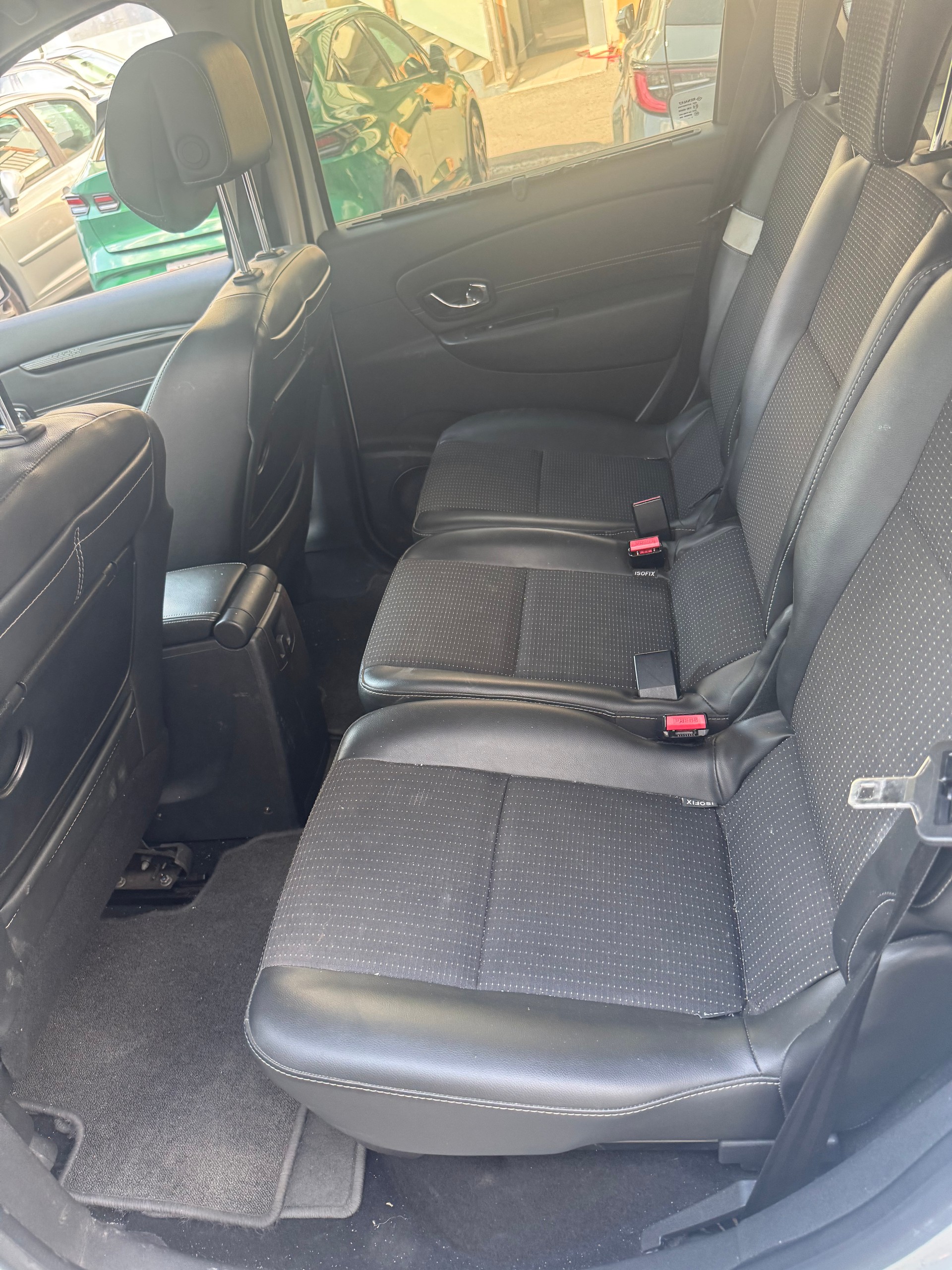 RENAULT Scénic 1.5 dCi Bose EDC-image-6