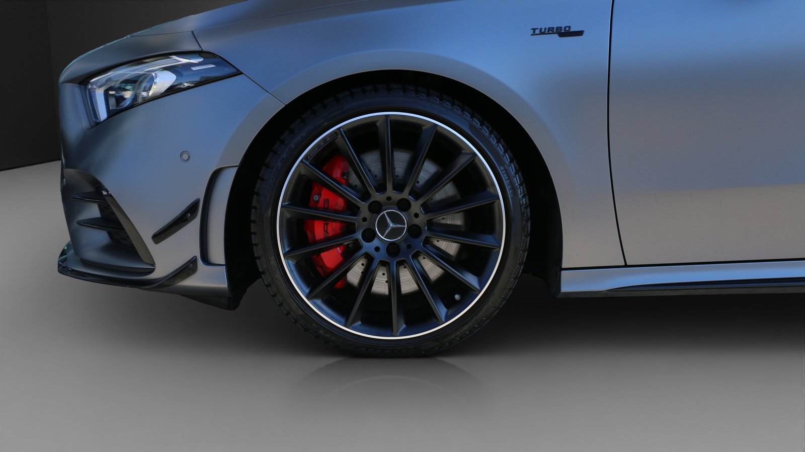 MERCEDES-BENZ A 35 AMG 4Matic-image-21