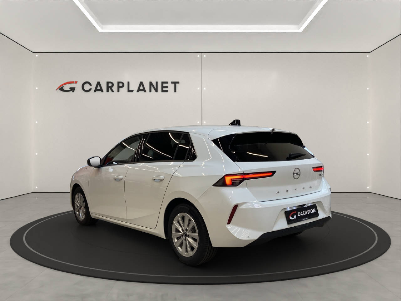 OPEL Astra 1.2 T Hybrid Edition-image-2