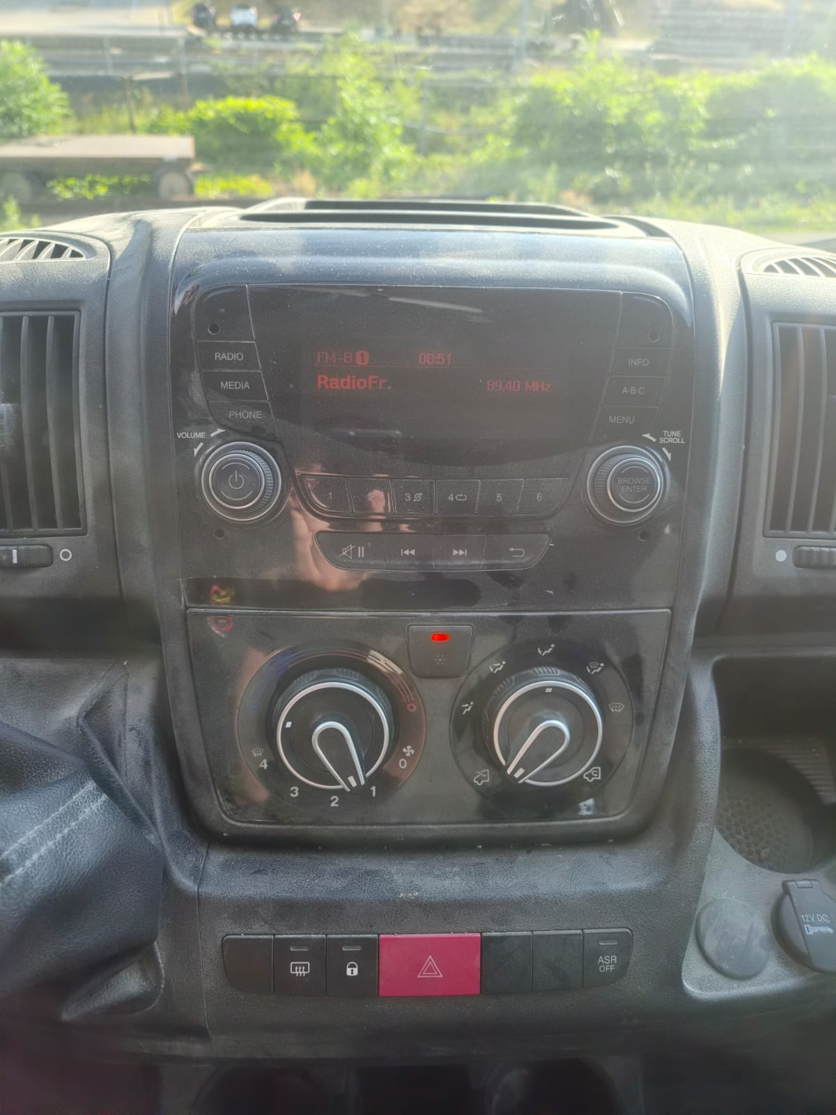 FIAT Ducato 30 2.0 MJ-image-4