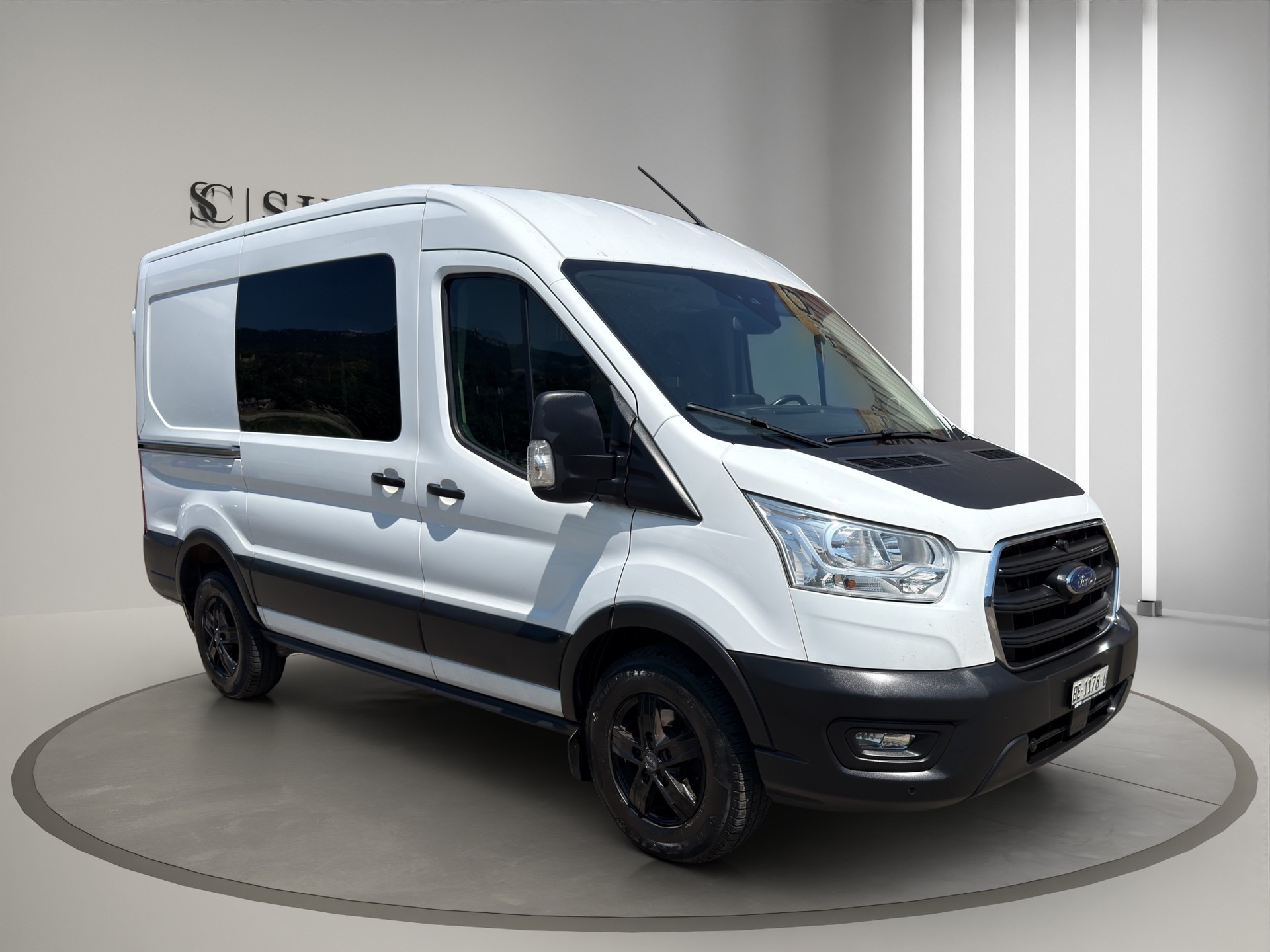 FORD Transit Van 350 L2 Ambiente 2.0 TDCi 170 4WD-image-3