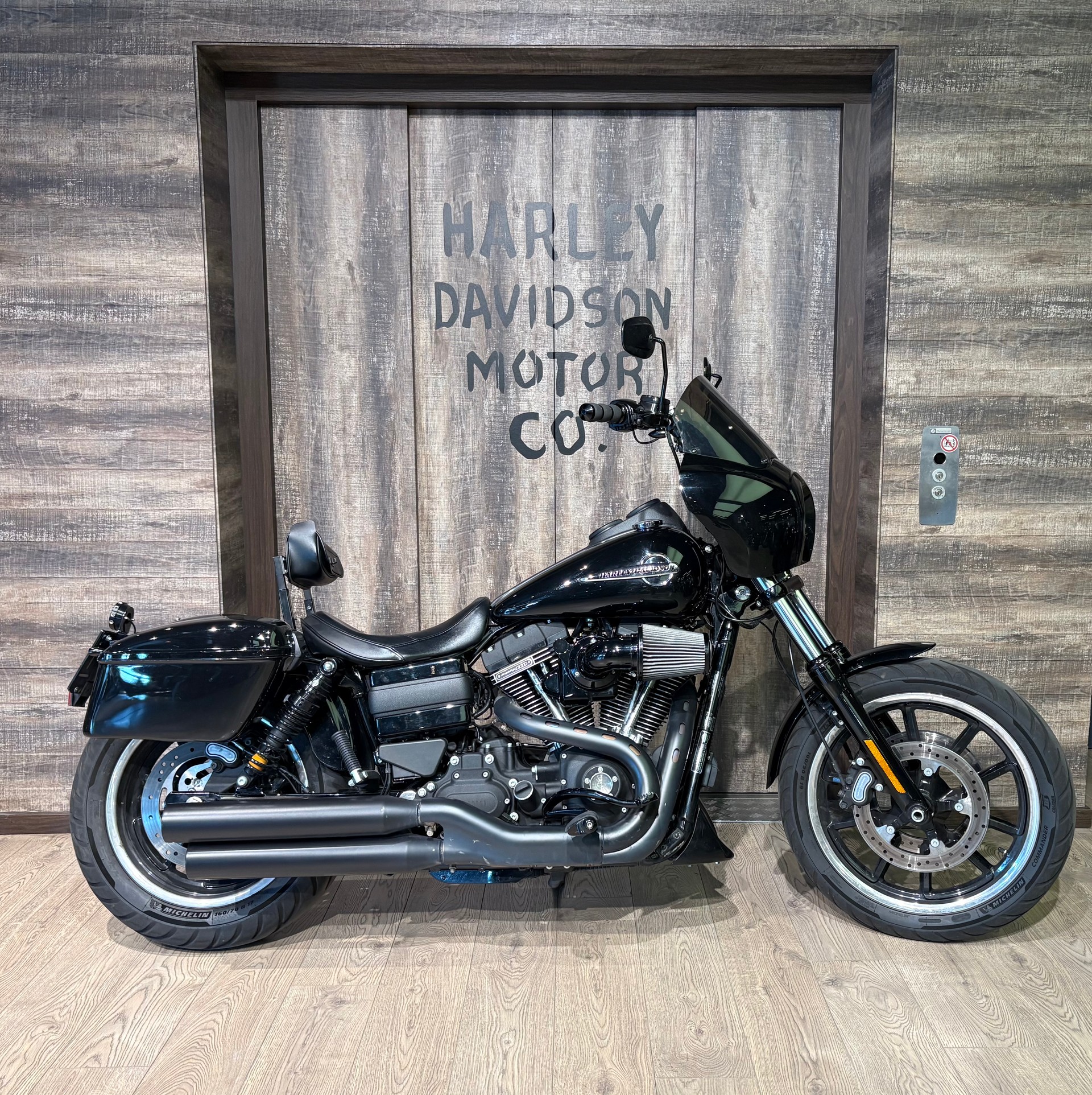HARLEY-DAVIDSON FXDLS Dyna Low Rider S