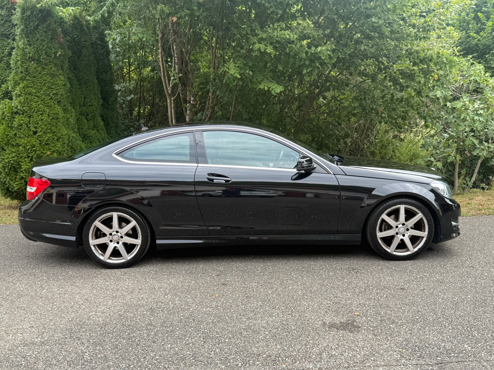 MERCEDES-BENZ C 180 CoupéAMG LINE 7G-Tronic-image-5