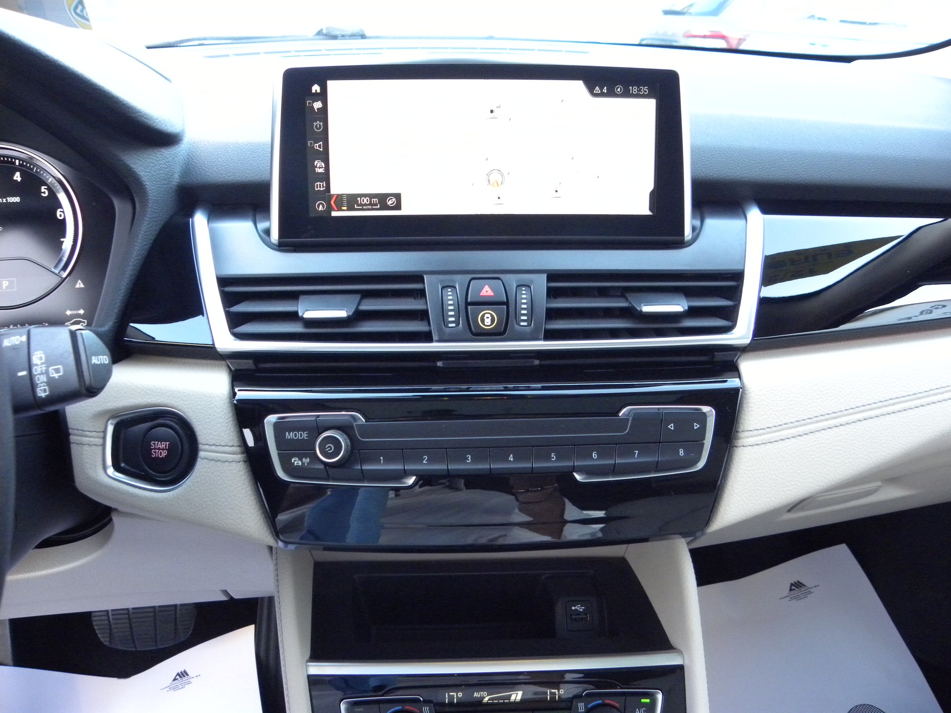 BMW 225xe iPerformance Active Tourer Steptronic Luxury Line-image-10