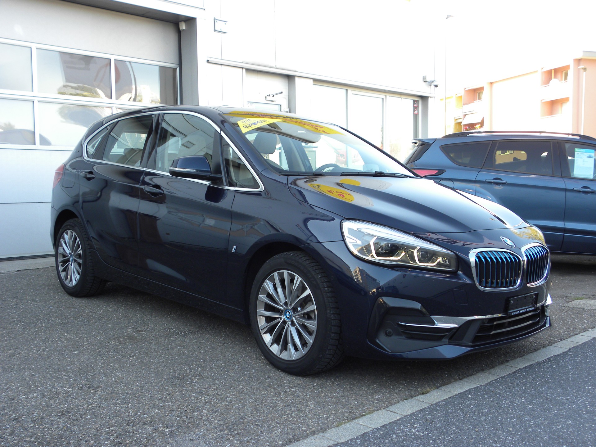 BMW 225xe iPerformance Active Tourer Steptronic Luxury Line-image-1
