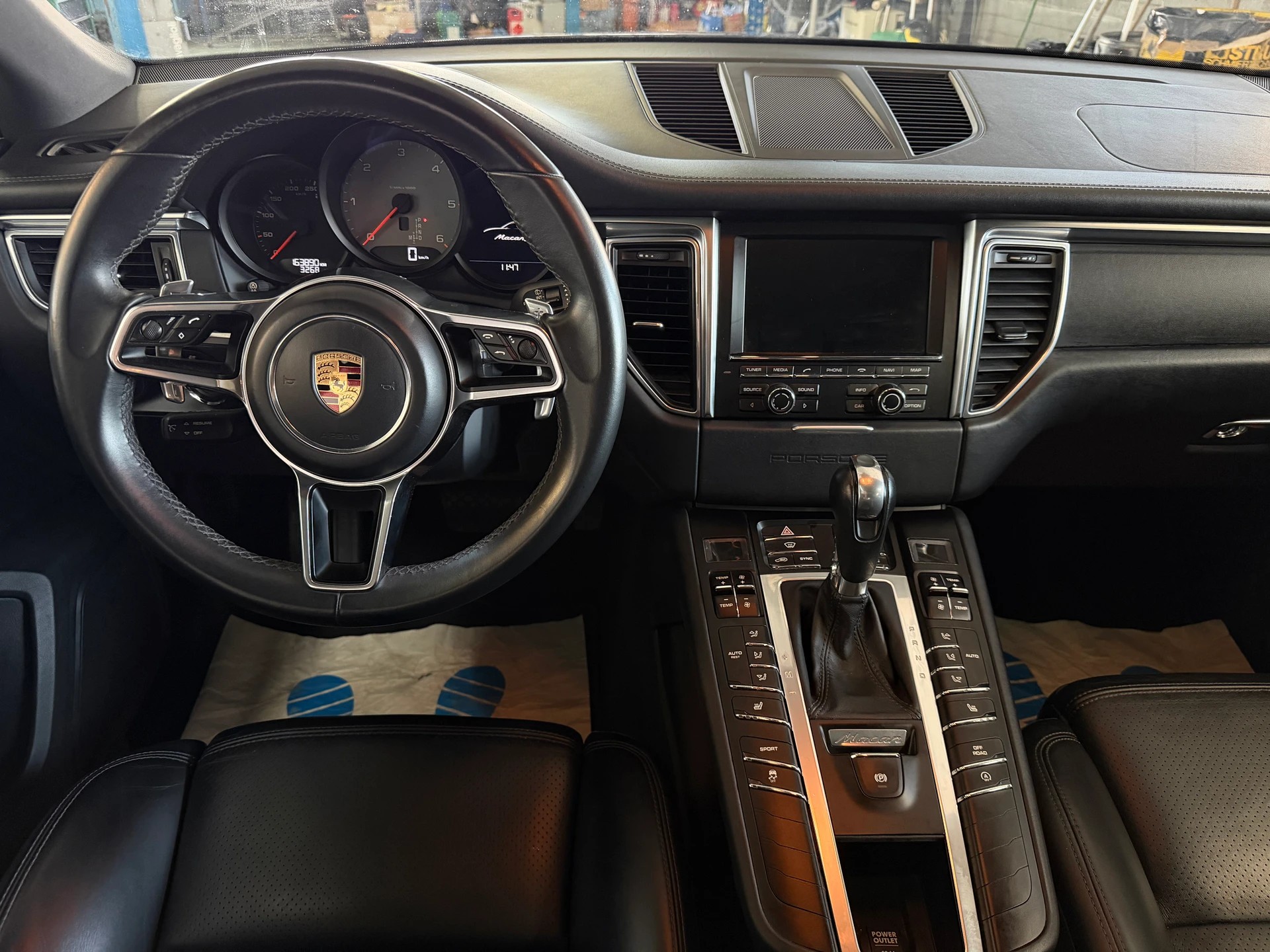 PORSCHE Macan S Diesel PDK | CH-Auto | Pano Dach | RF-Kamera-image-12