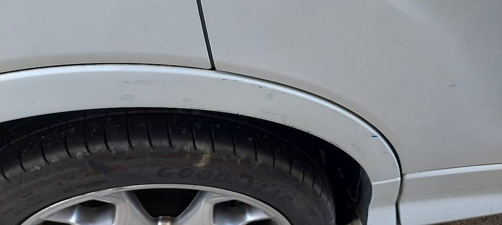FORD KUGA-image-4
