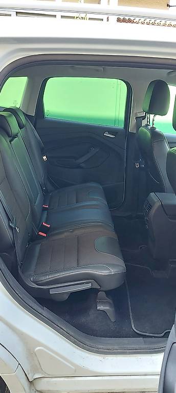 FORD KUGA-image-1