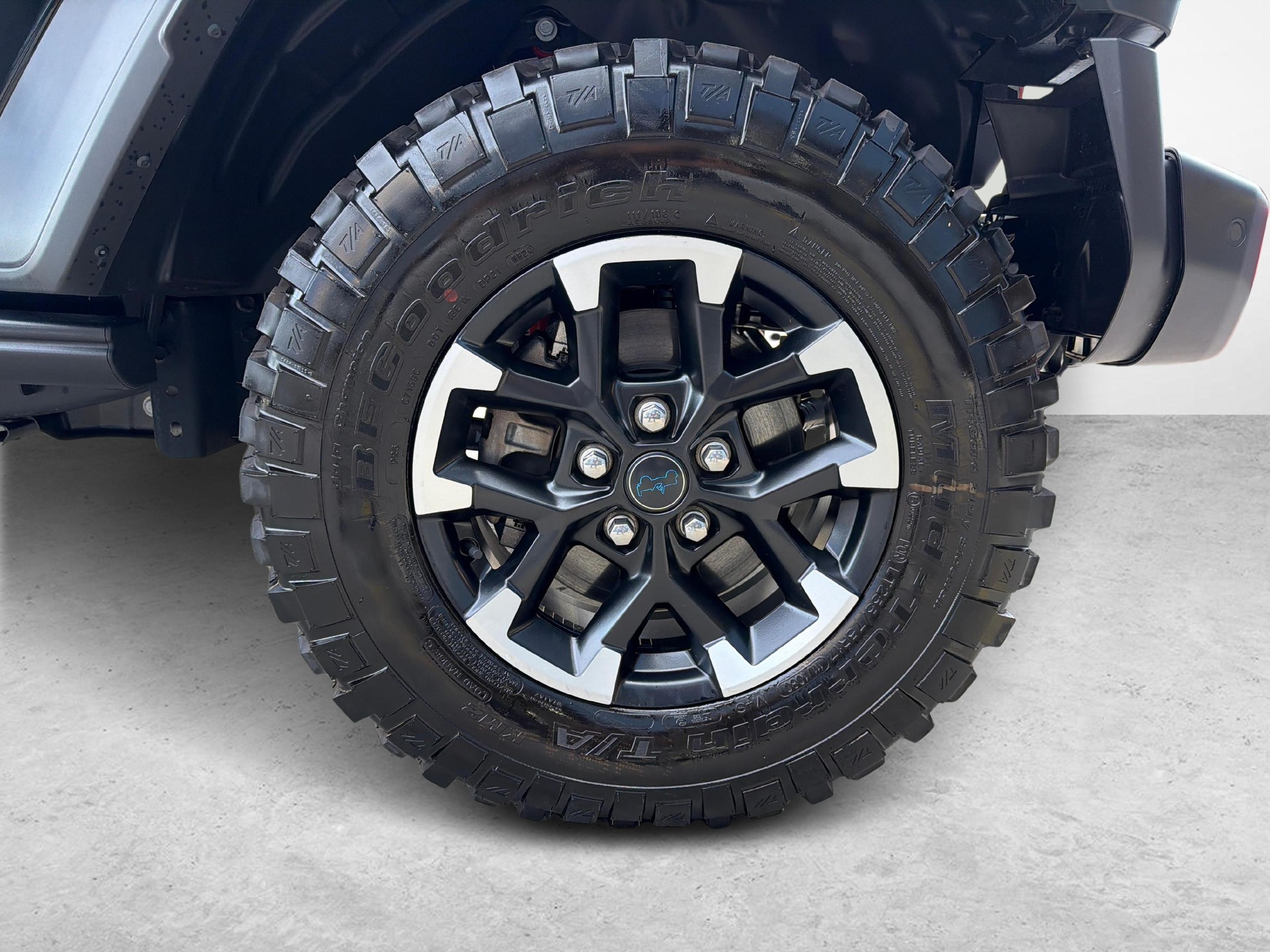 JEEP Wrangler 2.0 Turbo Rubicon Black Kite Unlimited 4xe-image-12