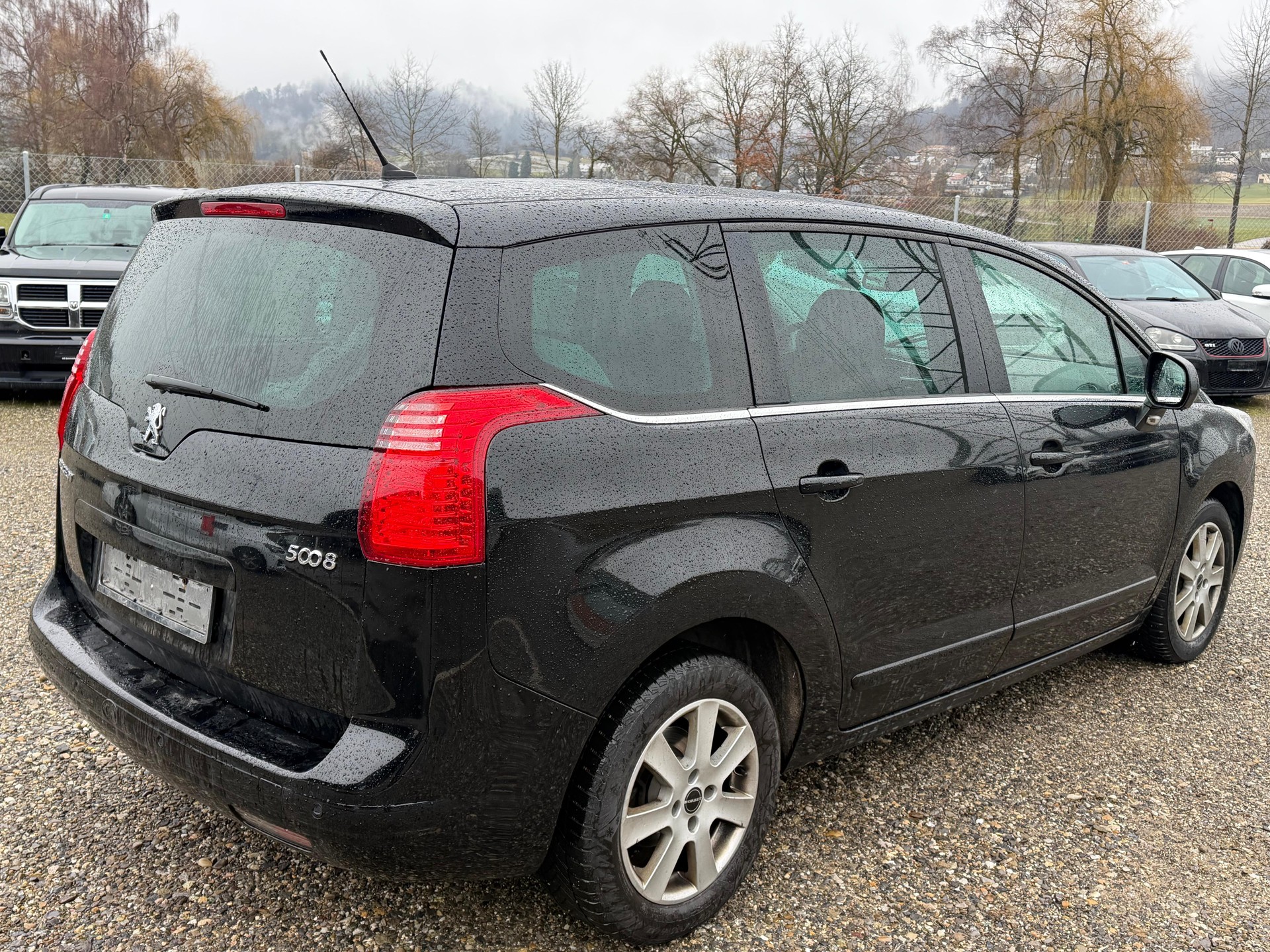 PEUGEOT 5008 2.0 HDI Style-image-10