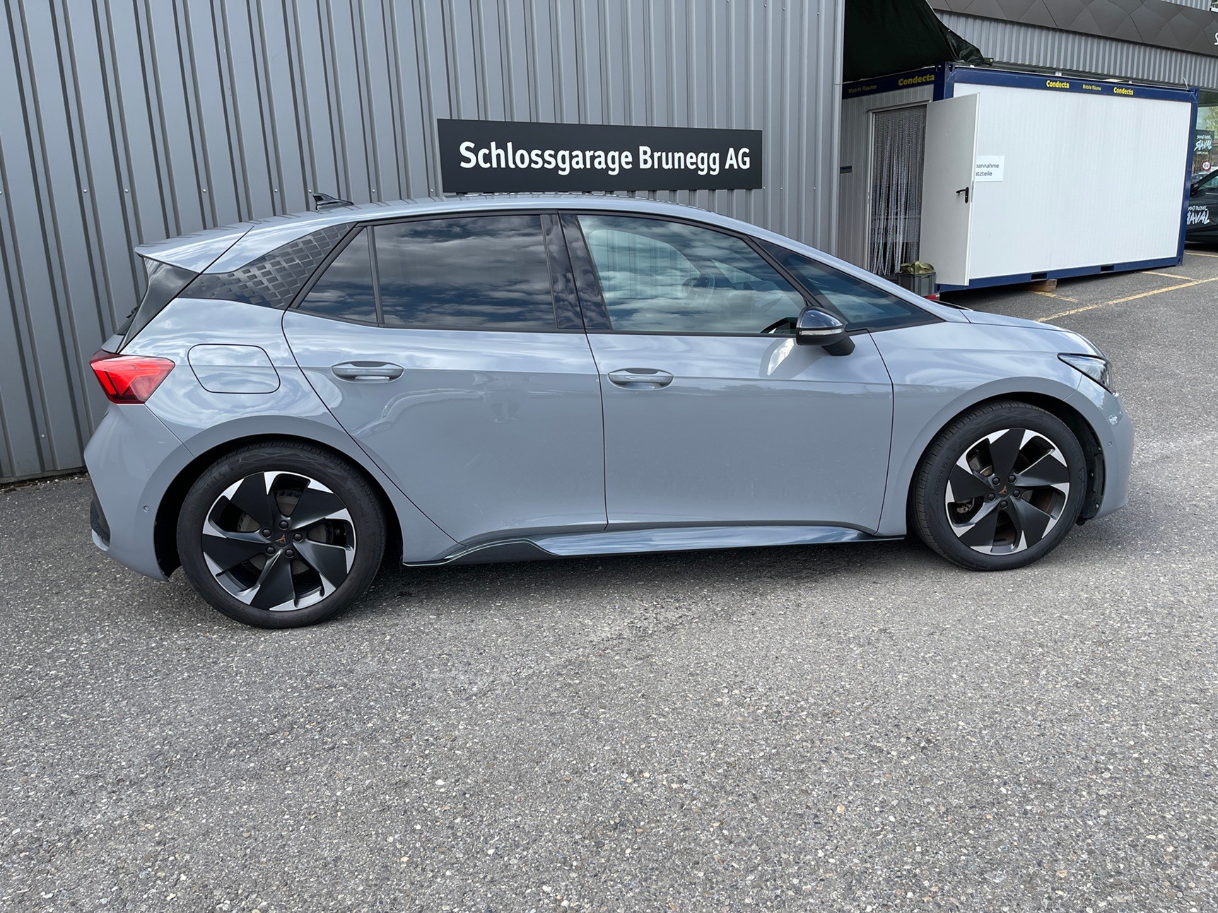 CUPRA Born 58 kWh-image-1