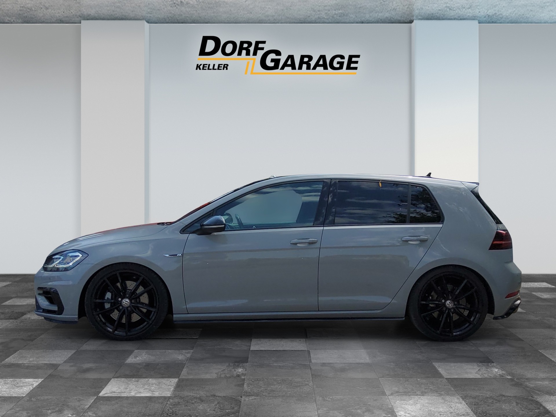 VW Golf 2.0 TSI R 4Motion DSG-image-3