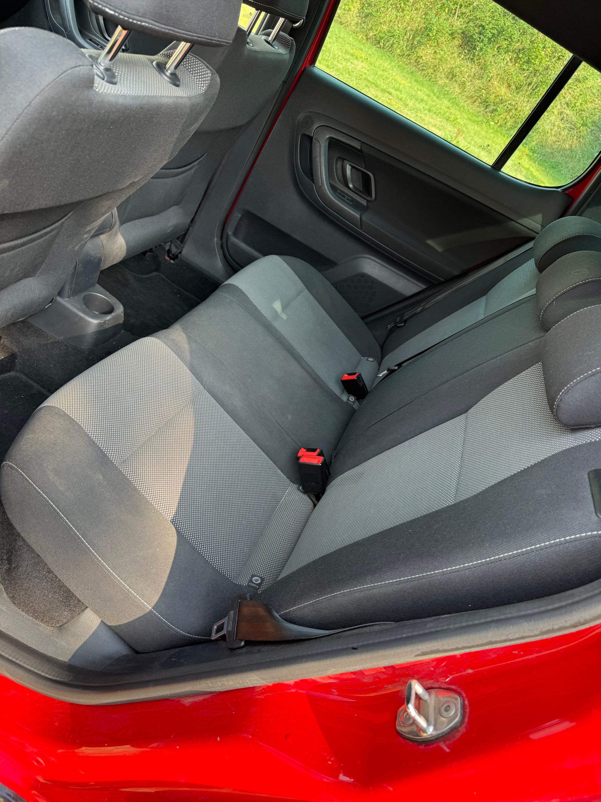 SKODA Fabia 1.2 TSI Ambition Plus-image-5