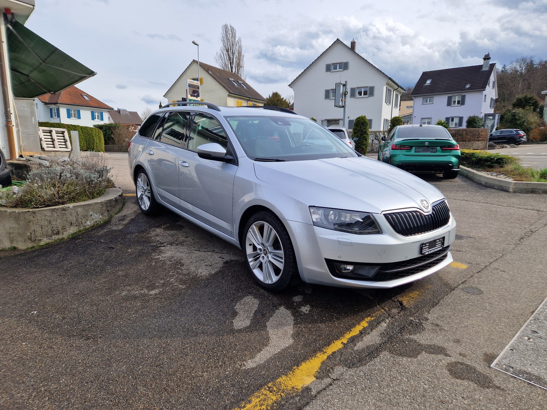 SKODA Octavia Combi 1.8 TSI Ambition 4x4 DSG-image-3
