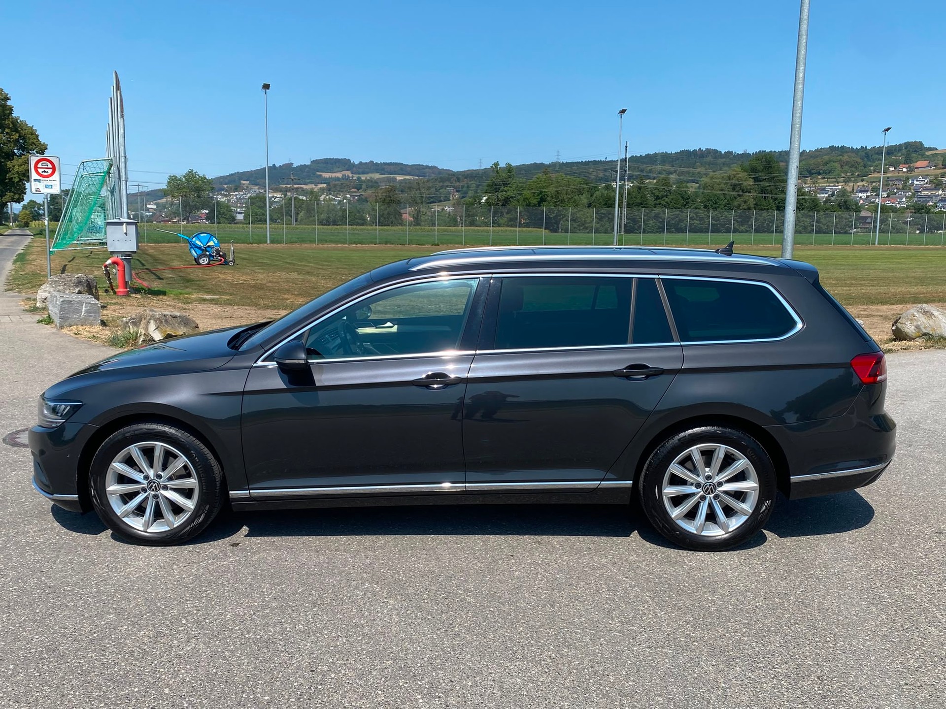 VW Passat 2.0 TDI BMT Business DSG-image-1
