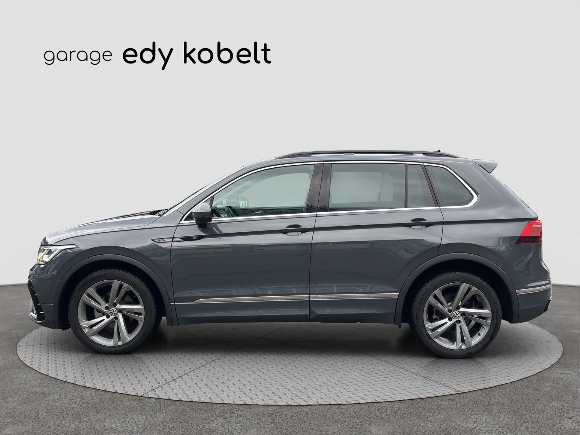 VW Tiguan 2.0 TDI SCR Life 4Motion DSG-image-1