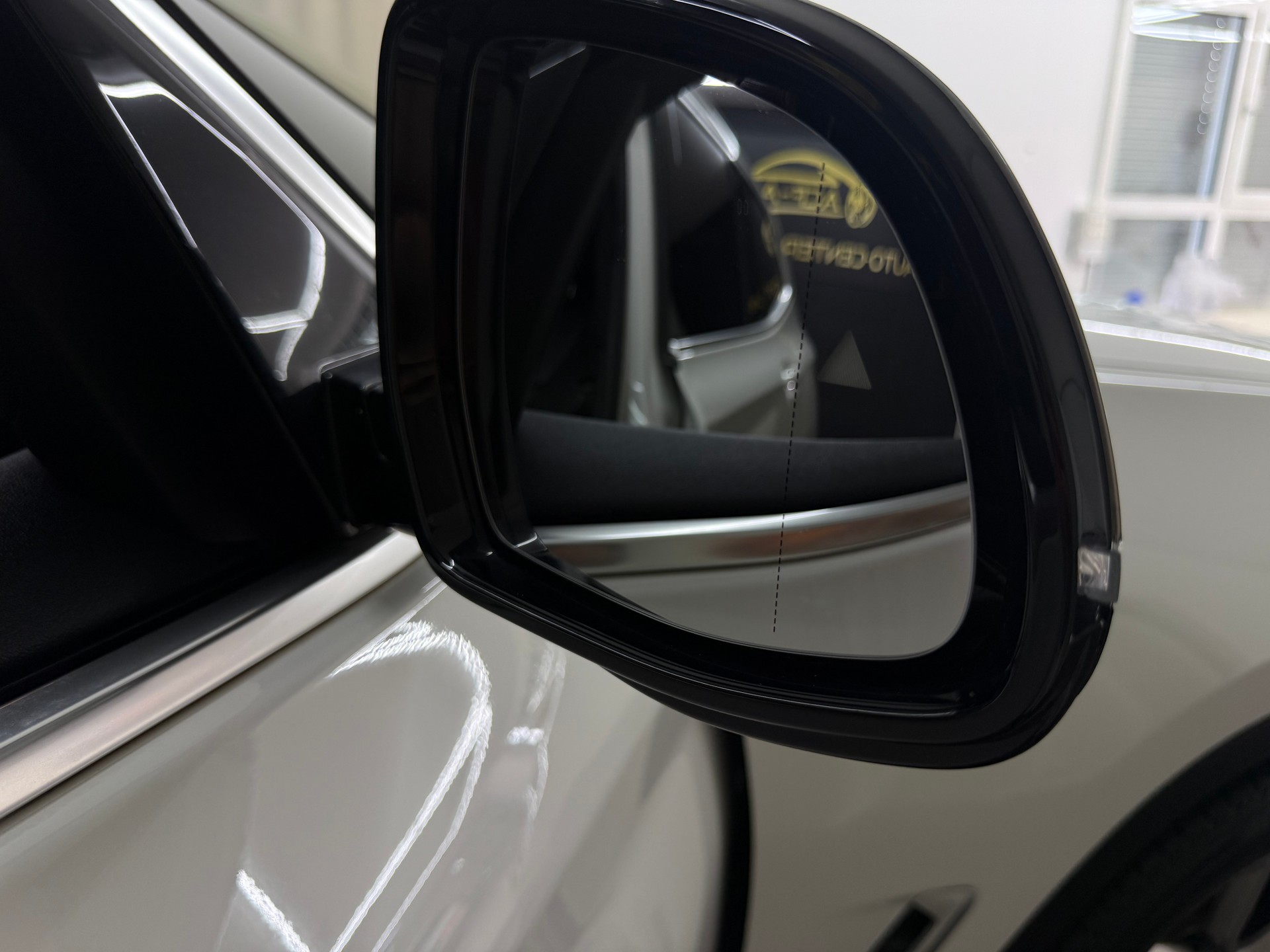 BMW X3 xDrive 20i xLine Steptronic-image-16